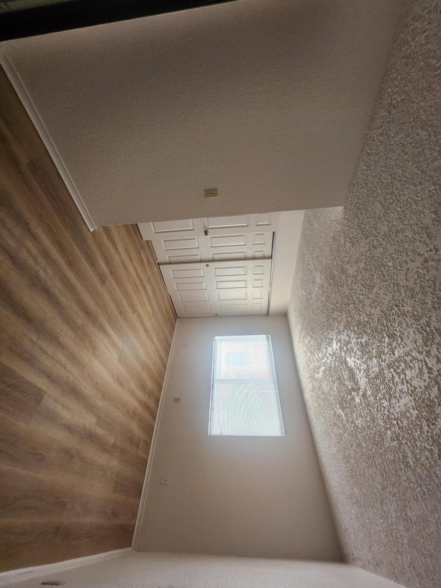 Photo 7 — 6041 Sequoia Road NW D7