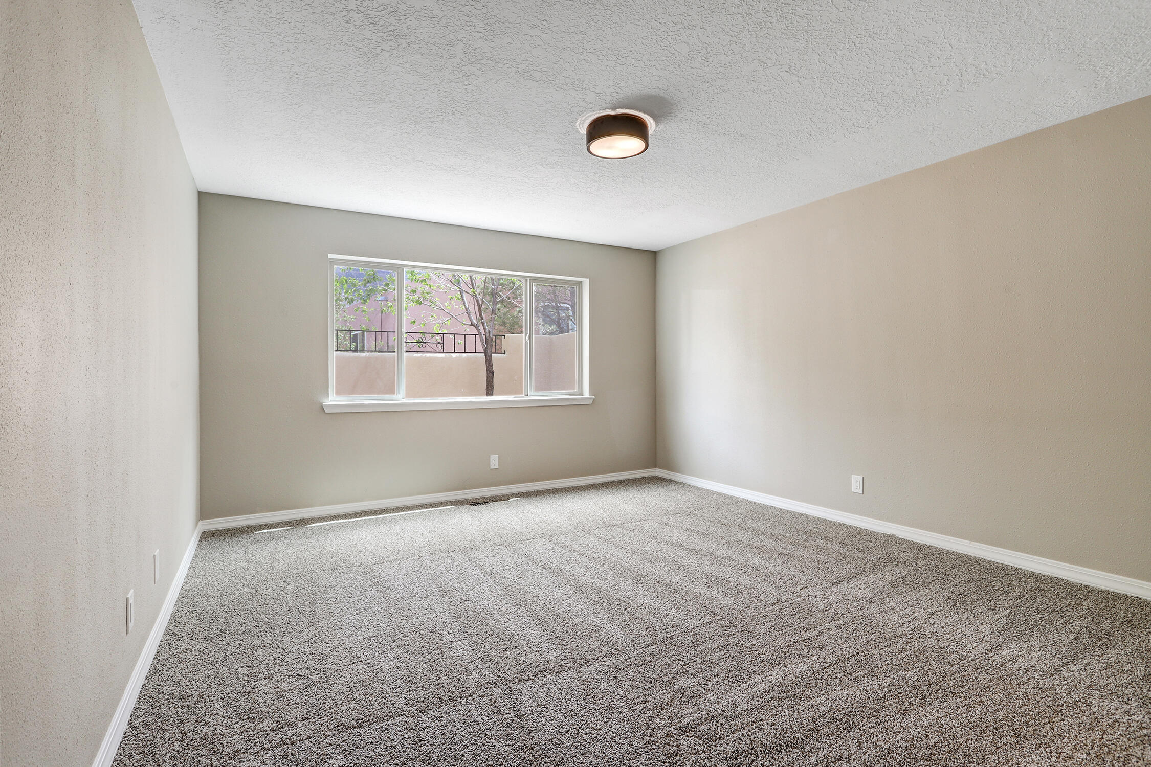 Photo 20 — 725 Tramway Vista Drive NE 14