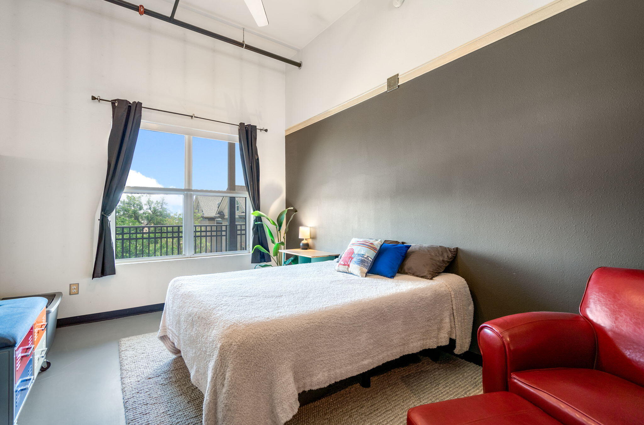 Photo 8 — 400 Central Avenue SE 305 305