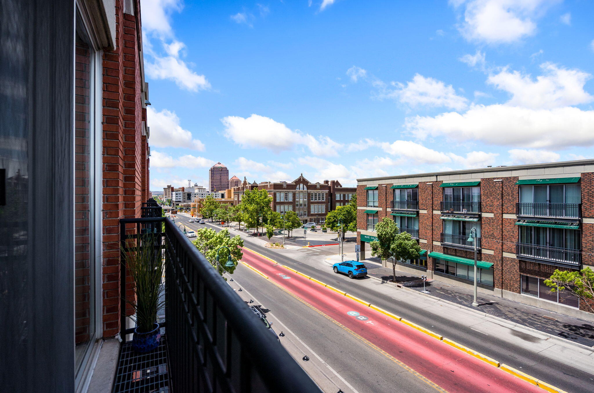 Photo 4 — 400 Central Avenue SE 305 305