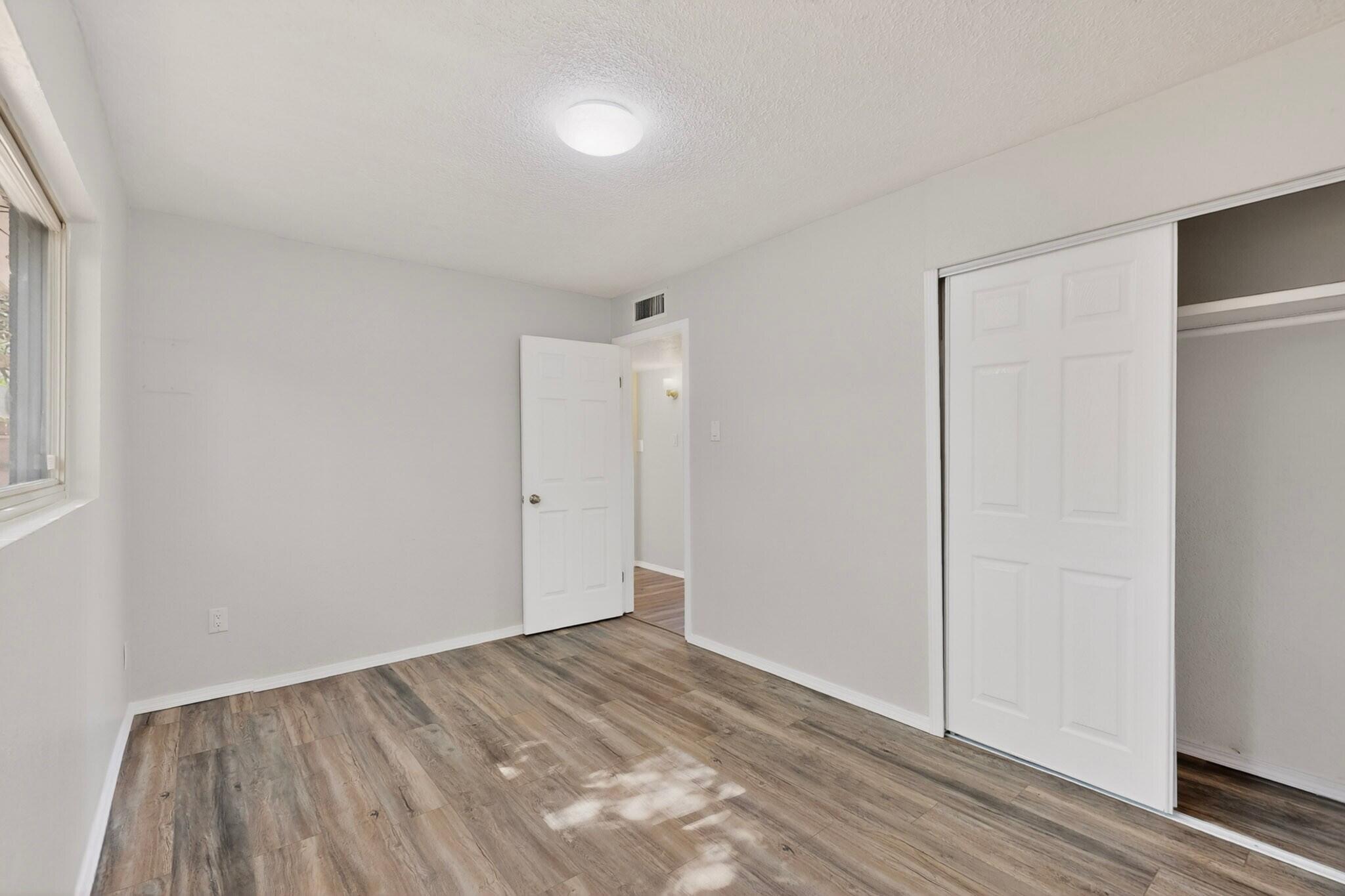 Photo 6 — 1812 Blume Street NE