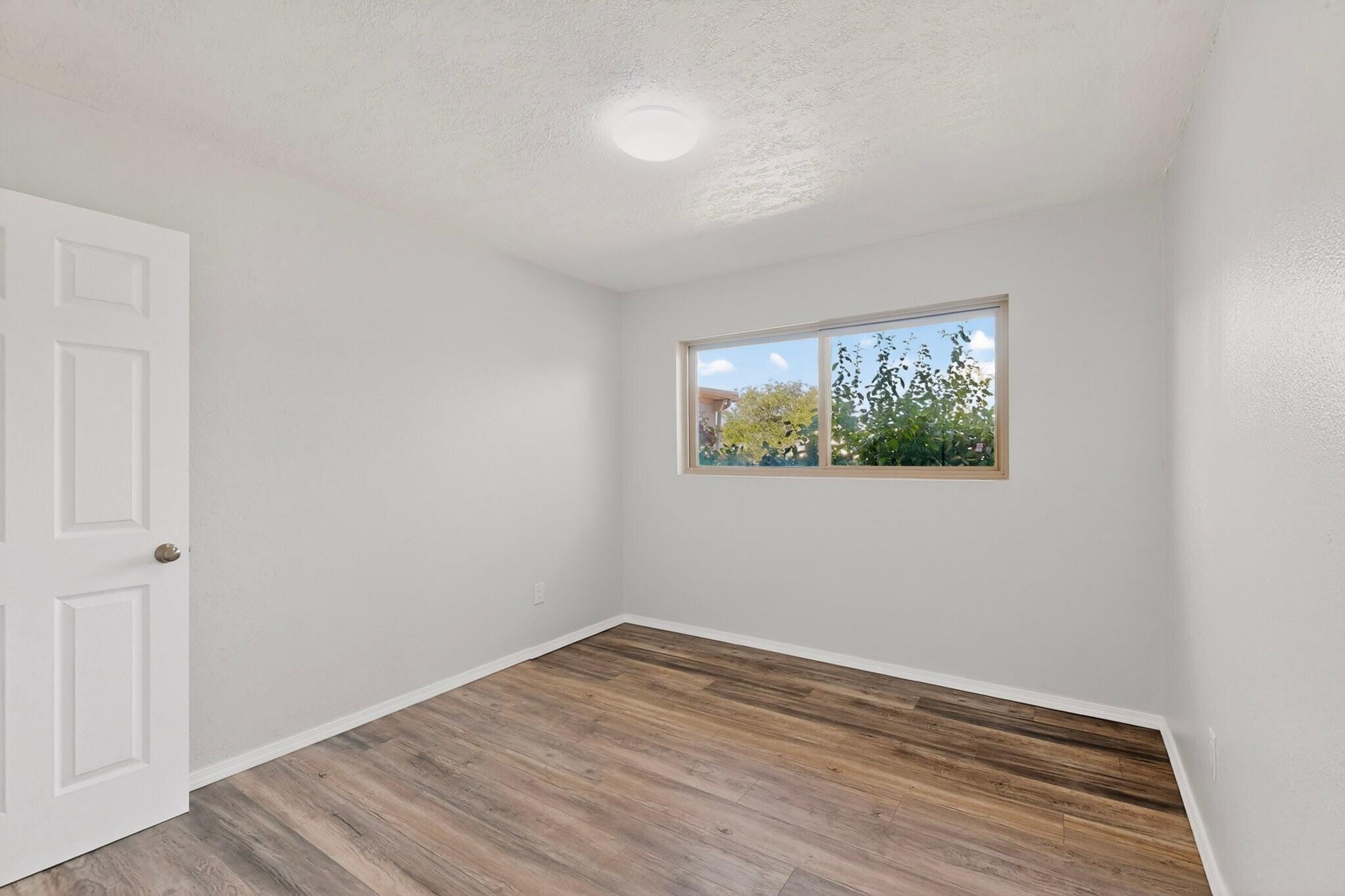 Photo 14 — 1812 Blume Street NE