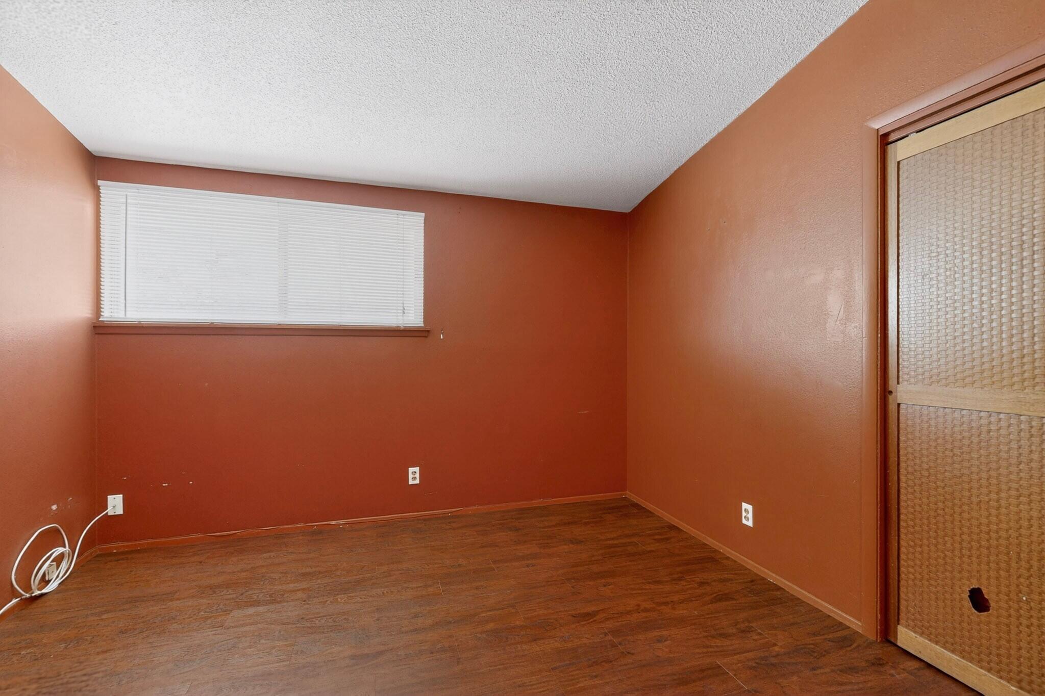 Photo 9 — 1128 Glorieta Street NE