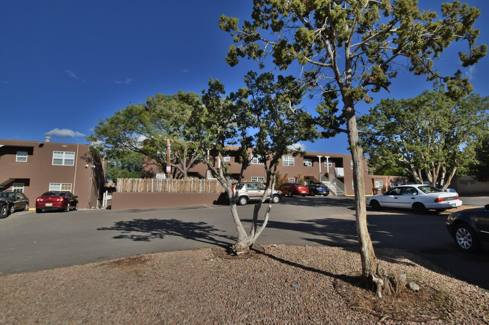 Photo 13 — 3226 Rufina Street