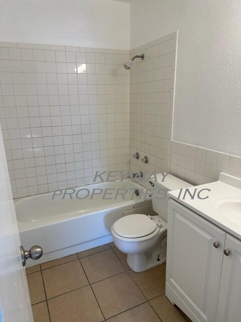 Photo 4 — 1200 Edith Boulevard SE