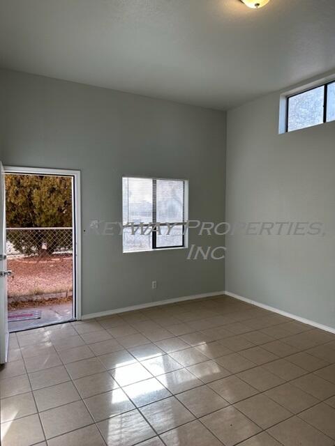 Photo 3 — 1200 Edith Boulevard SE