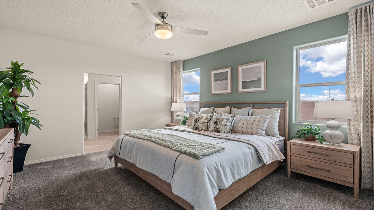 Photo 4 — 2637 Eglisfield Loop NE