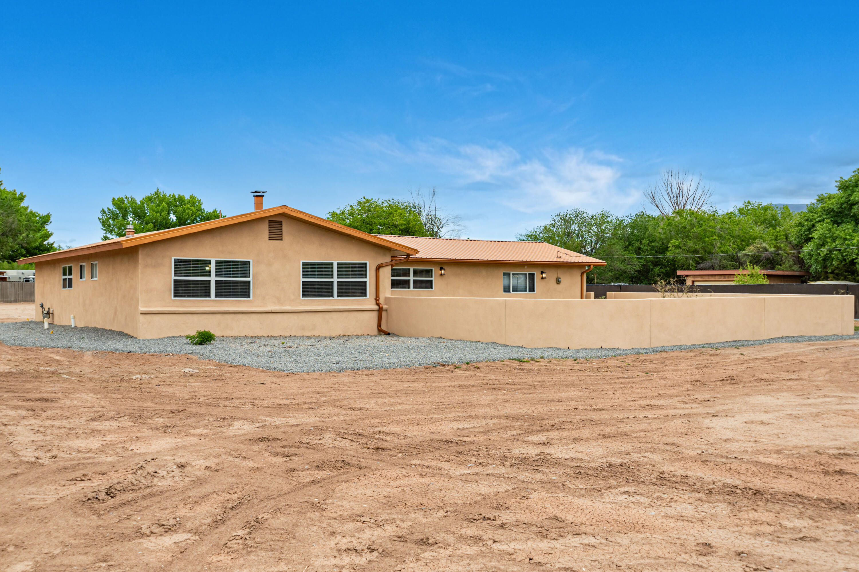 672 Coronado Road, Corrales, NM 87048