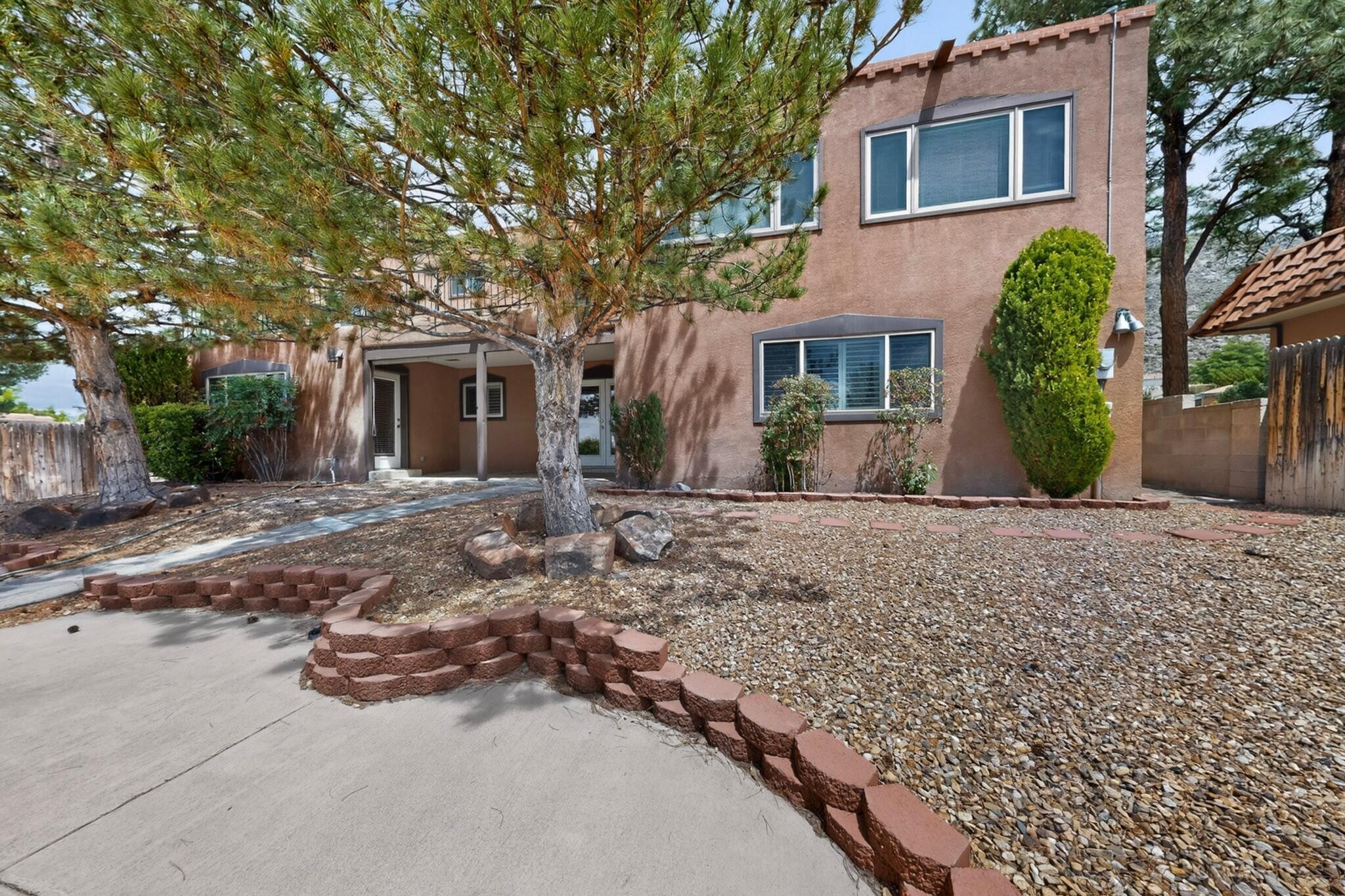Photo 13 — 3205 Embudito Drive NE
