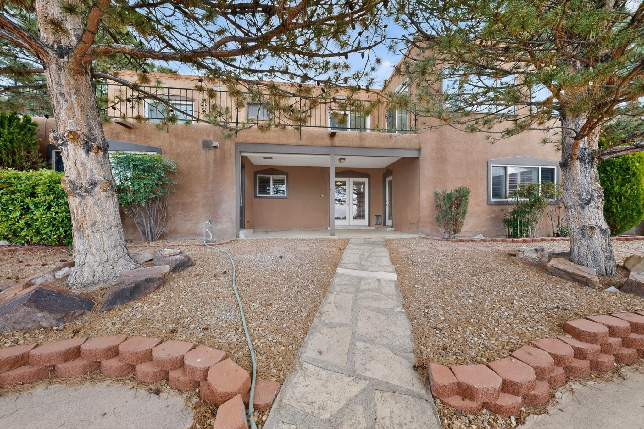 Photo 10 — 3205 Embudito Drive NE