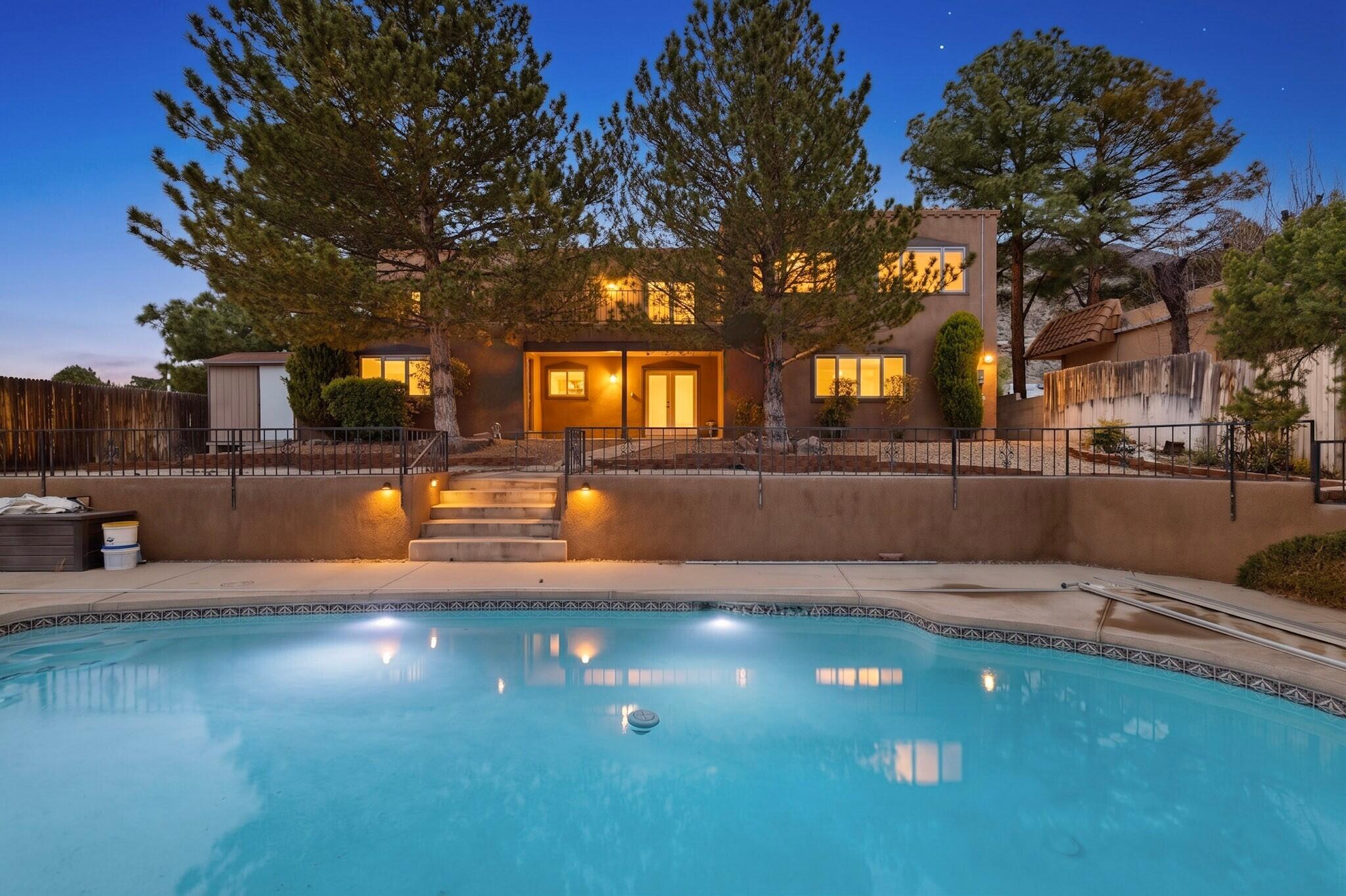 Photo 7 — 3205 Embudito Drive NE