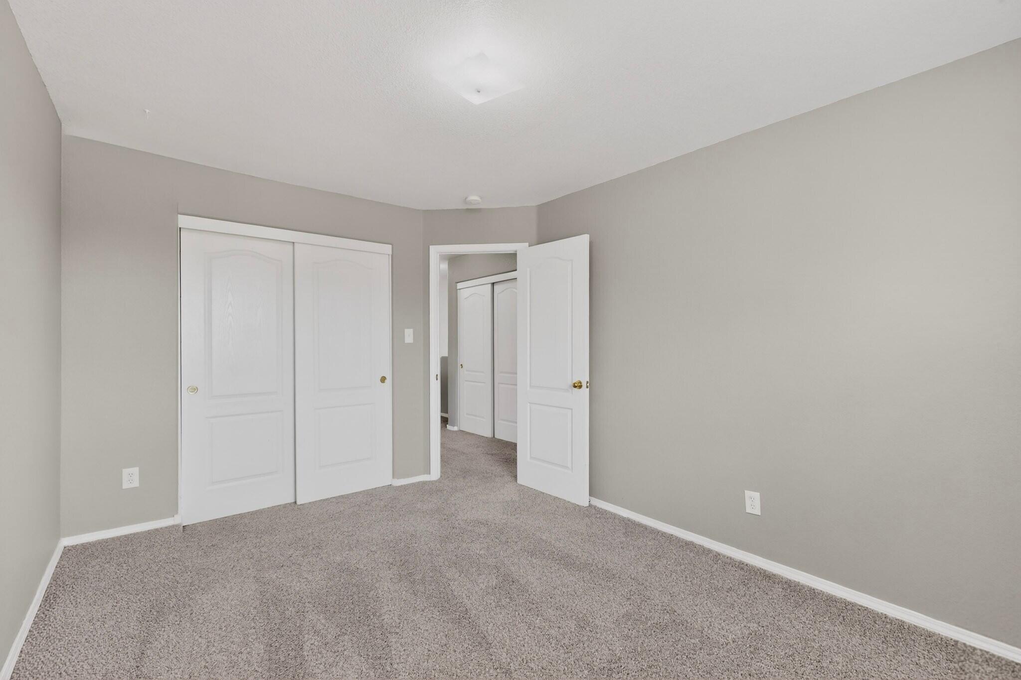 Photo 9 — 9924 Cerro Largo Place NW