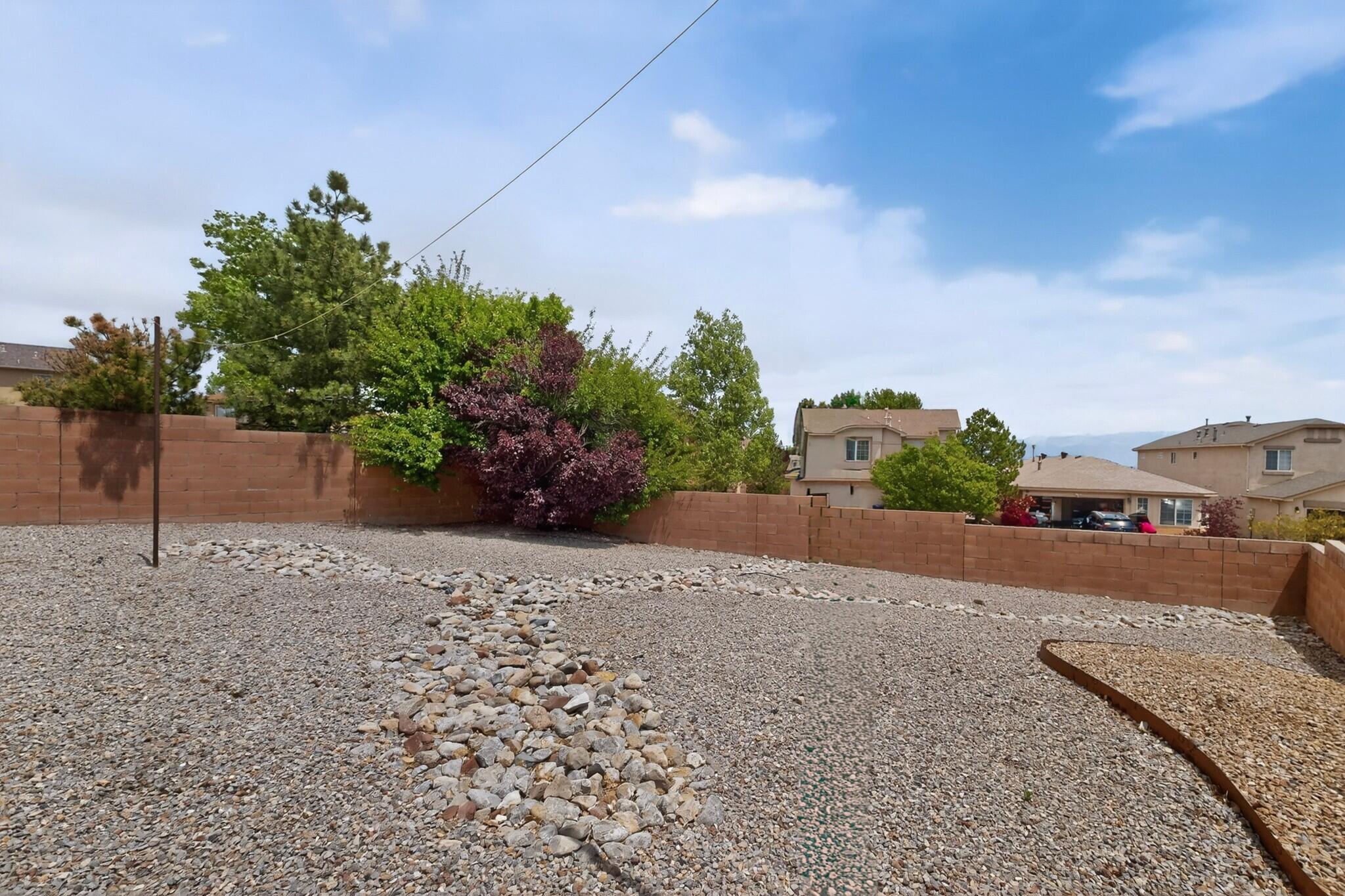 Photo 14 — 9924 Cerro Largo Place NW