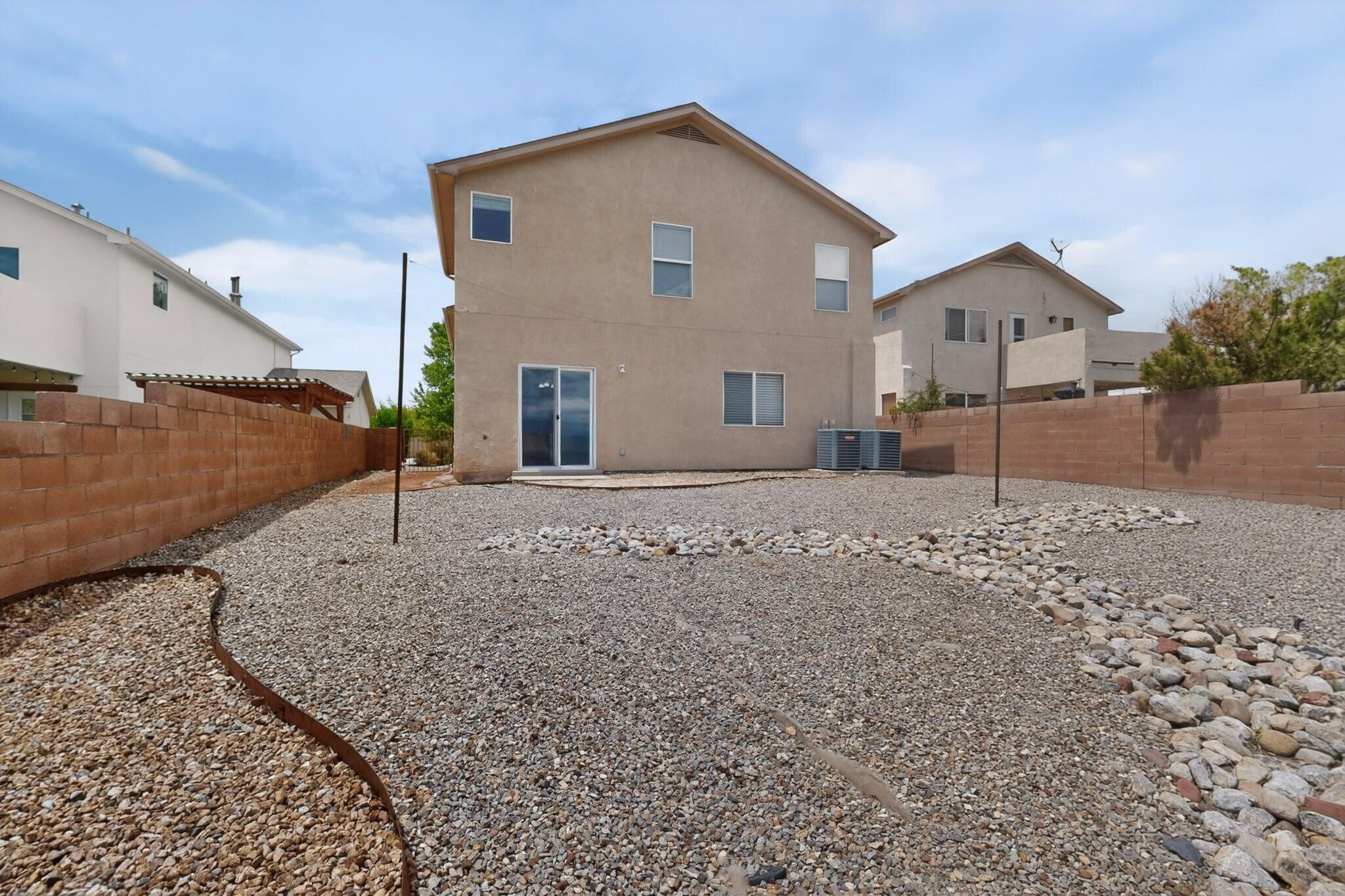 Photo 17 — 9924 Cerro Largo Place NW