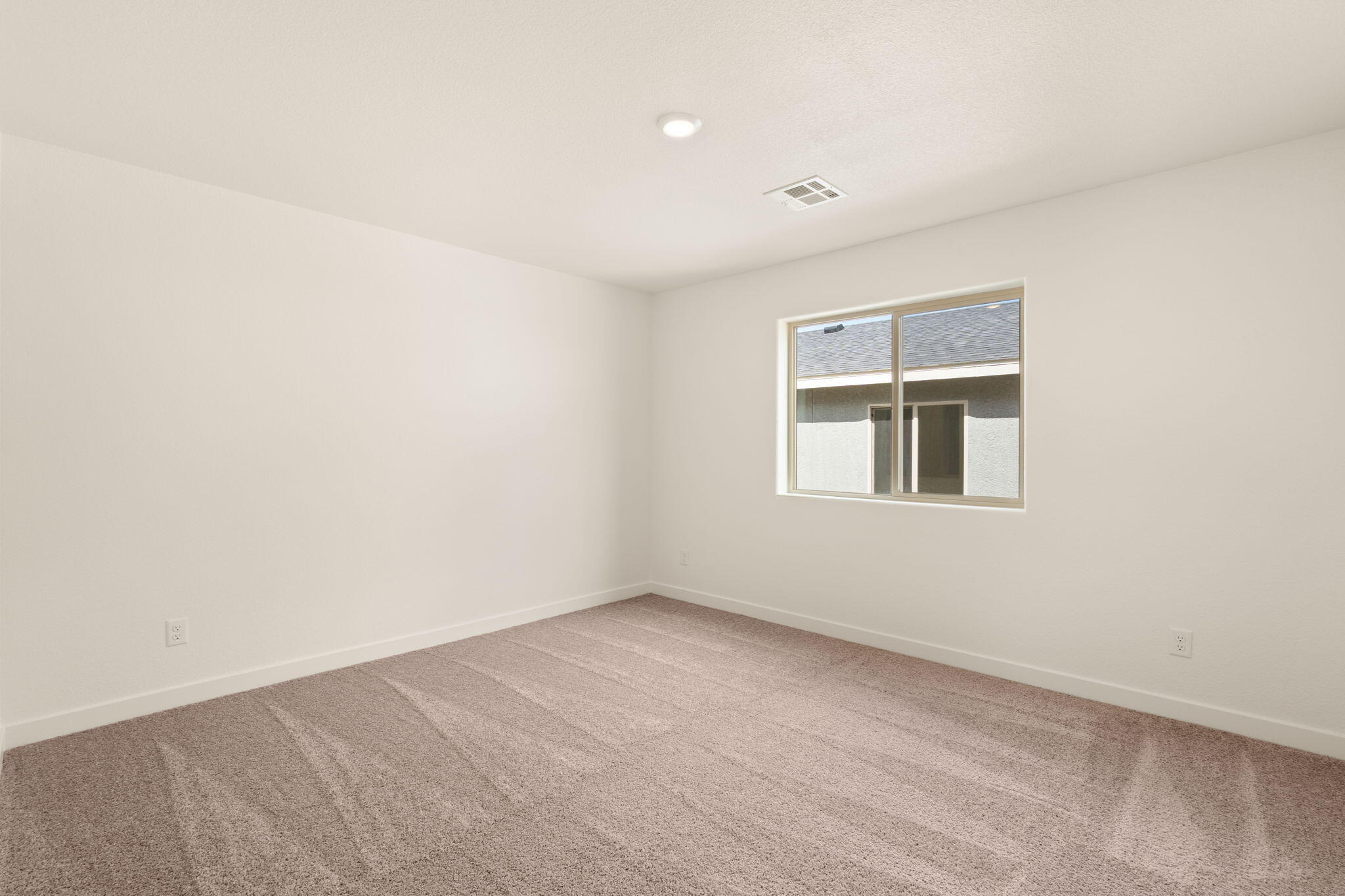 Photo 5 — 1725 Cowboy Haven Lane NE