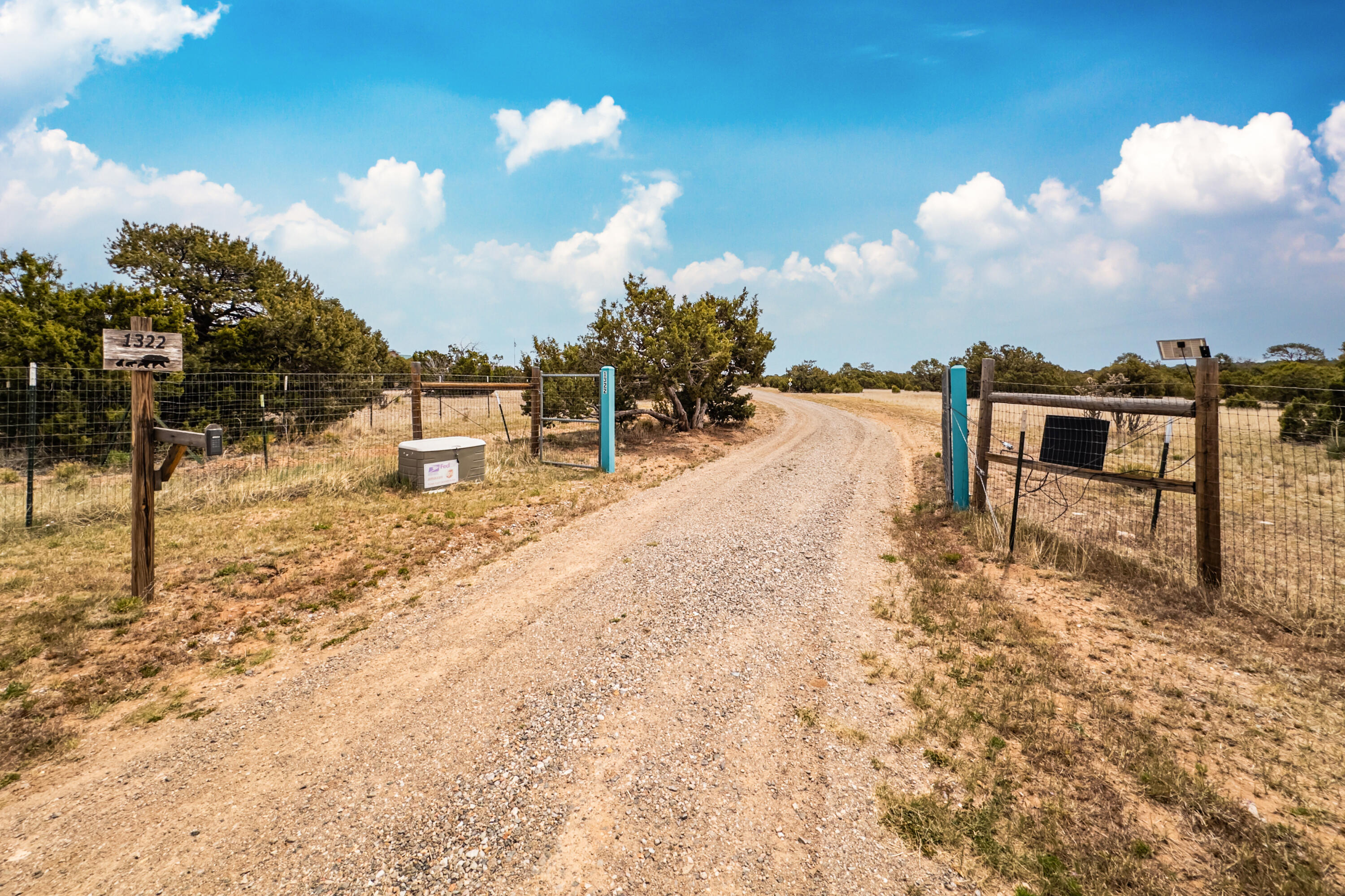 Photo 3 — 1322 Mountain Valley Road