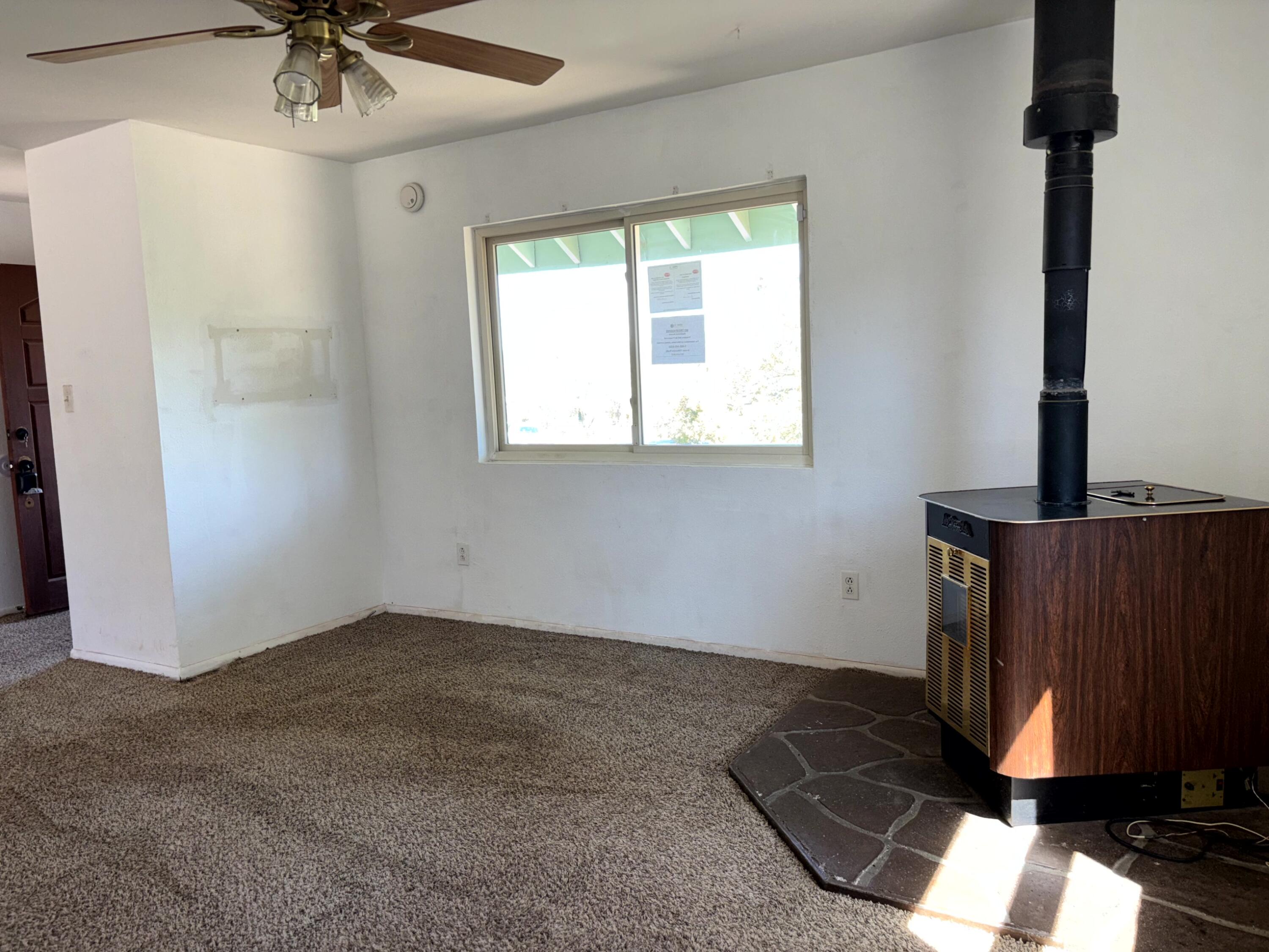Photo 7 — 18 Longview Road