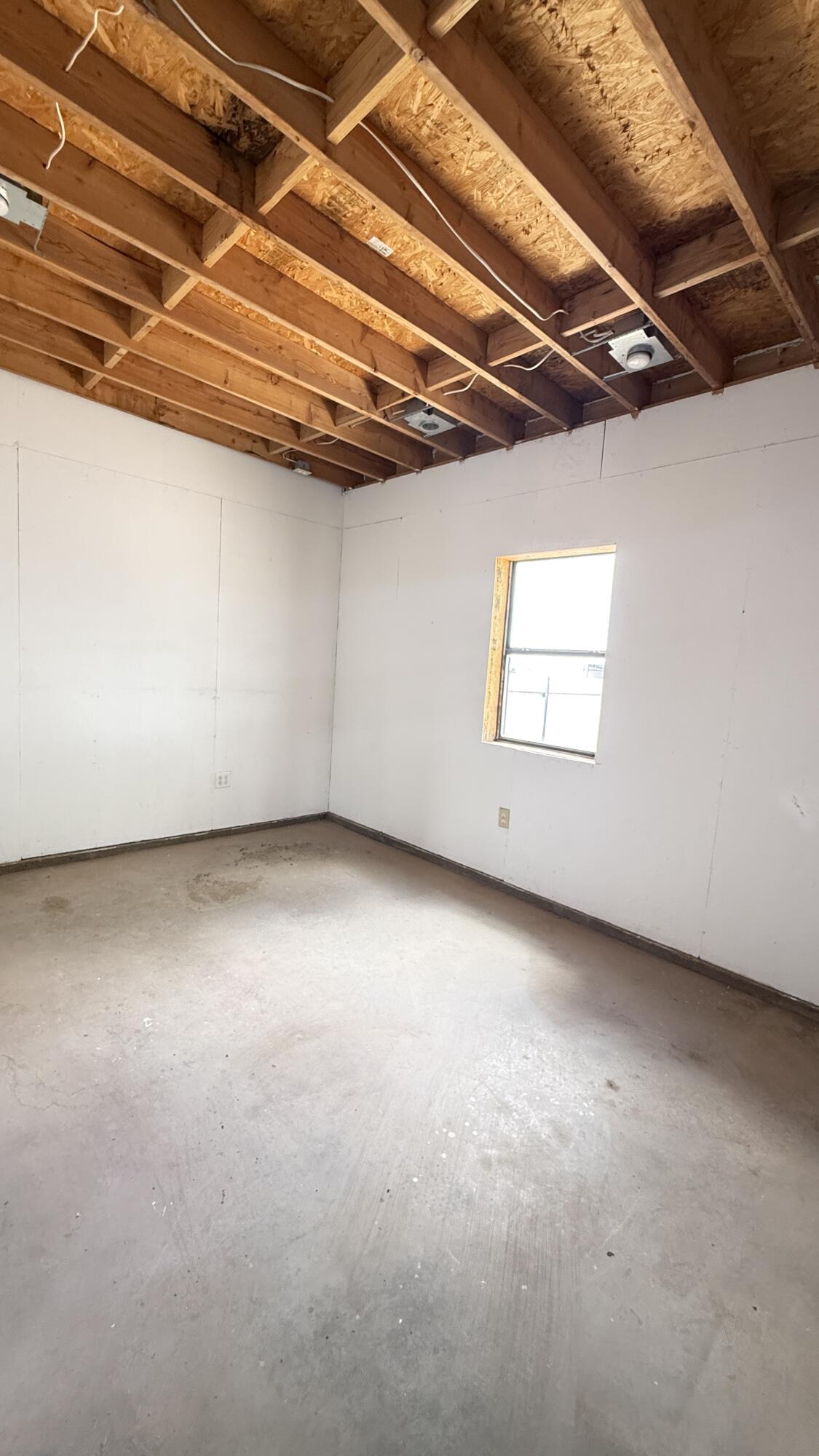 Photo 5 — 501 9th Street