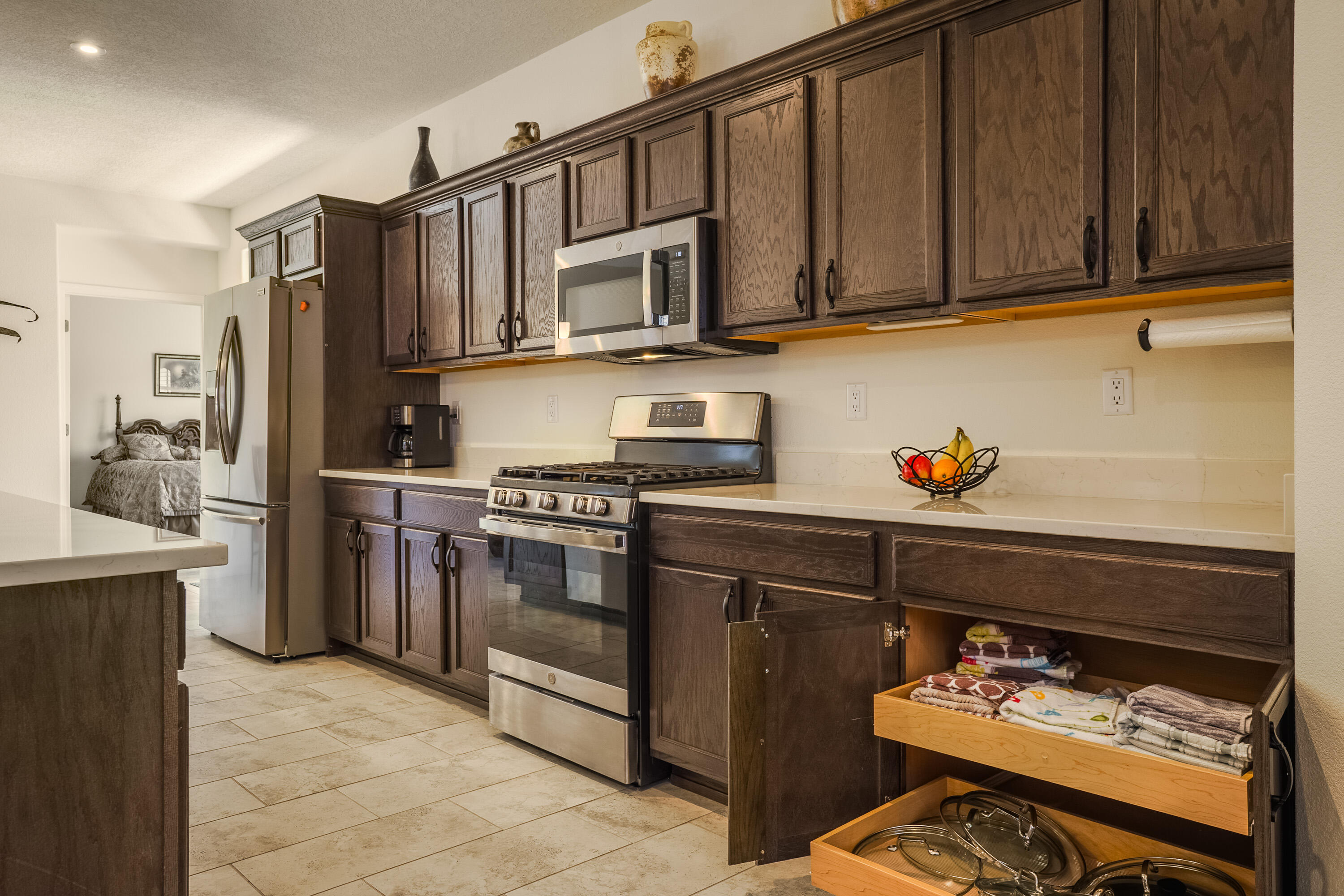 Photo 19 — 590 Rio Chama Circle SW