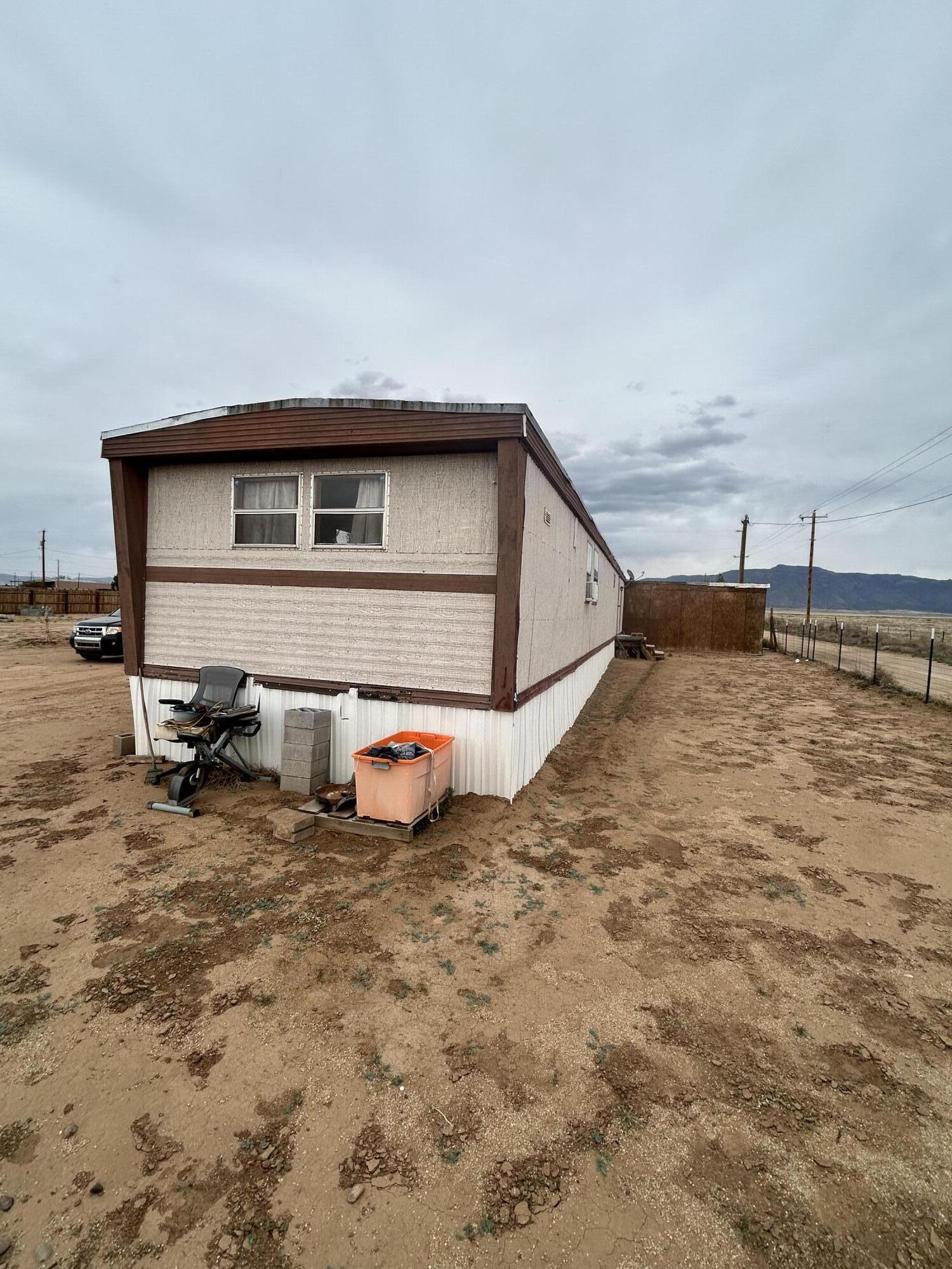 Photo 5 — 442 Meadowlake Road