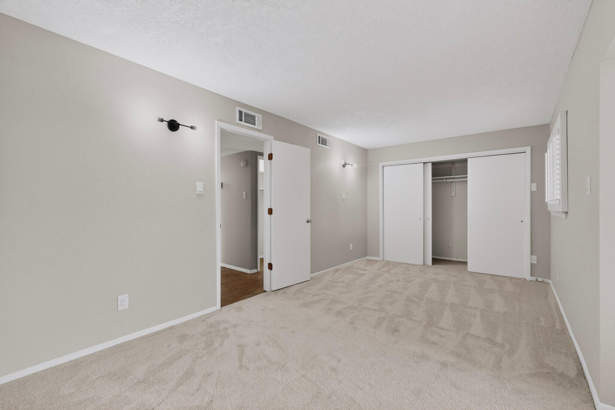 Photo 19 — 7200 Wren Walk Drive NE