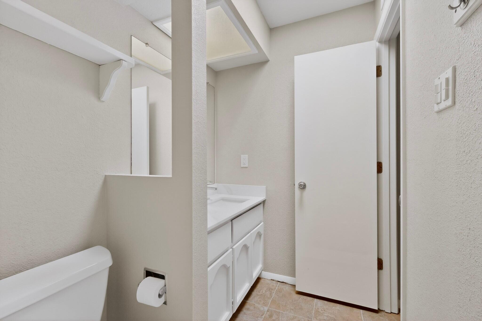 Photo 17 — 7200 Wren Walk Drive NE