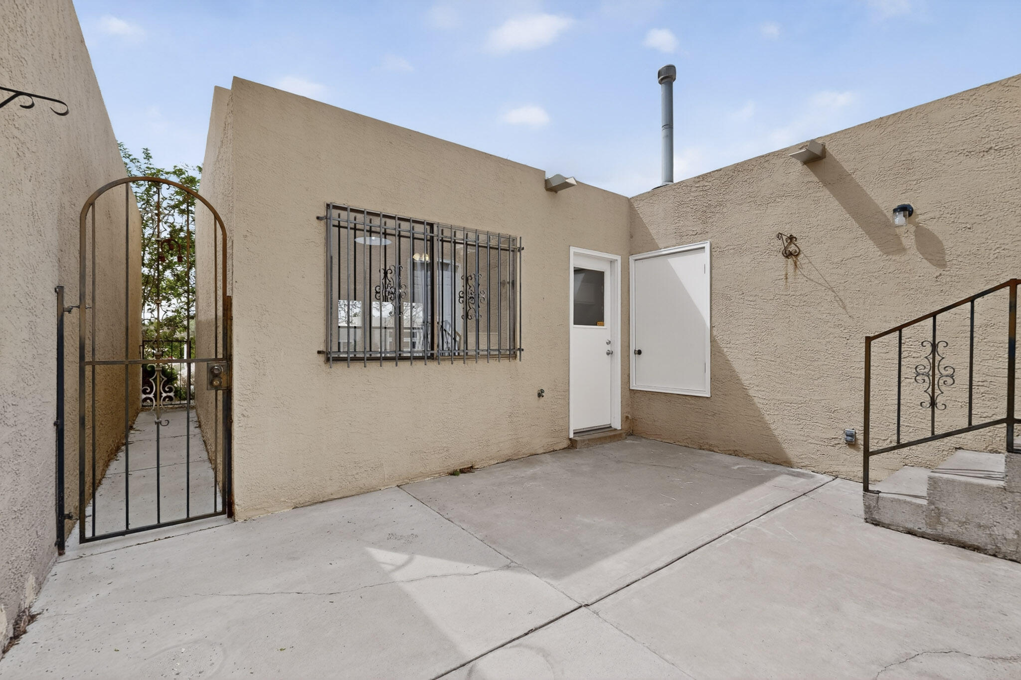 Photo 6 — 7200 Wren Walk Drive NE