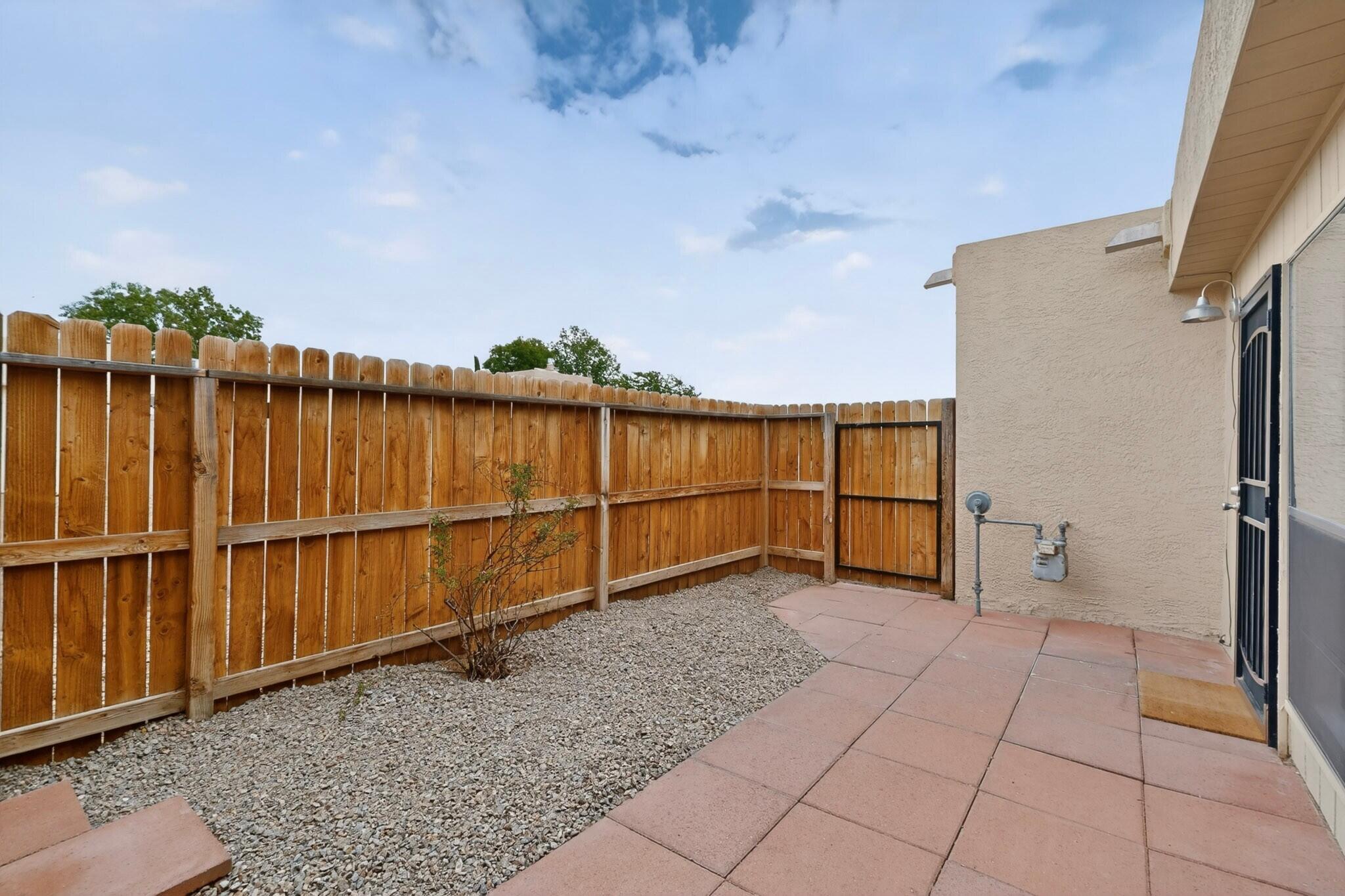 Photo 3 — 7200 Wren Walk Drive NE