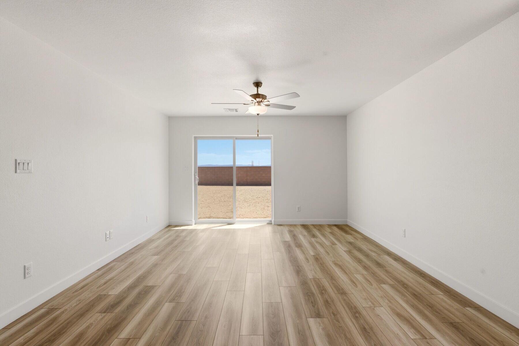 Photo 11 — 1233 Carter Drive SW