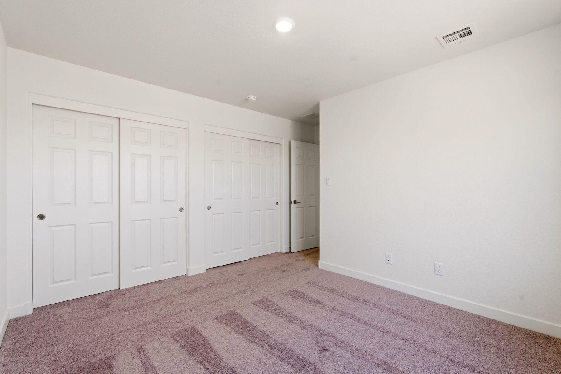 Photo 14 — 1233 Carter Drive SW