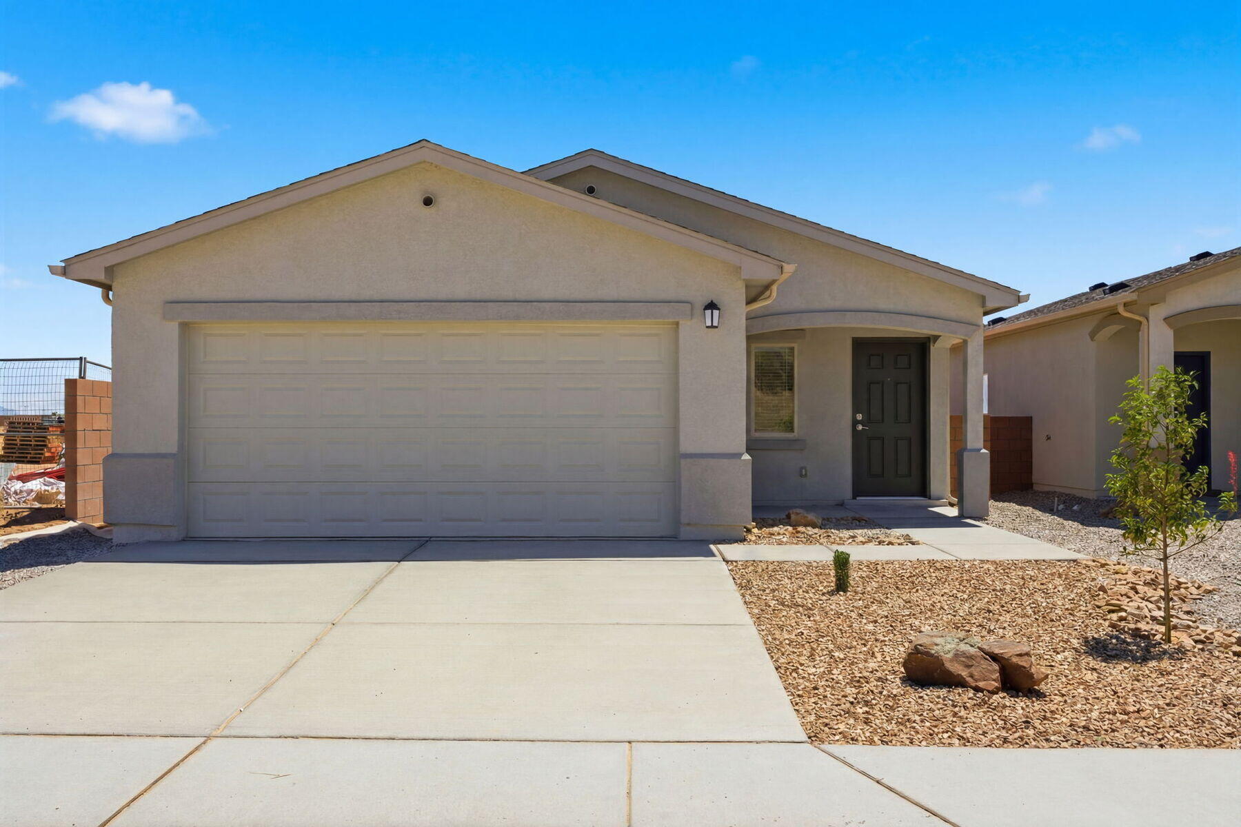 Photo 3 — 1233 Carter Drive SW