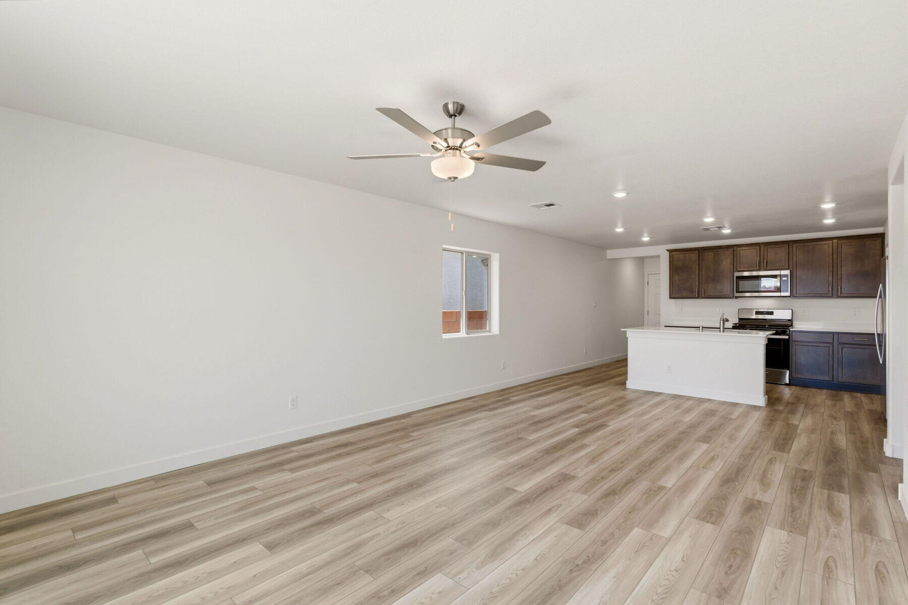 Photo 9 — 1233 Carter Drive SW
