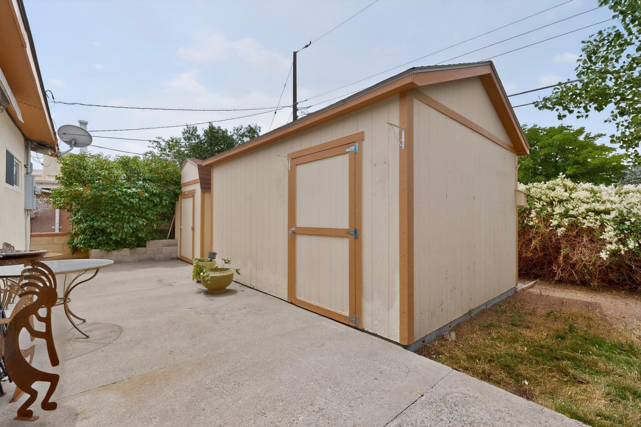 Photo 3 — 1405 Tomasita Street NE