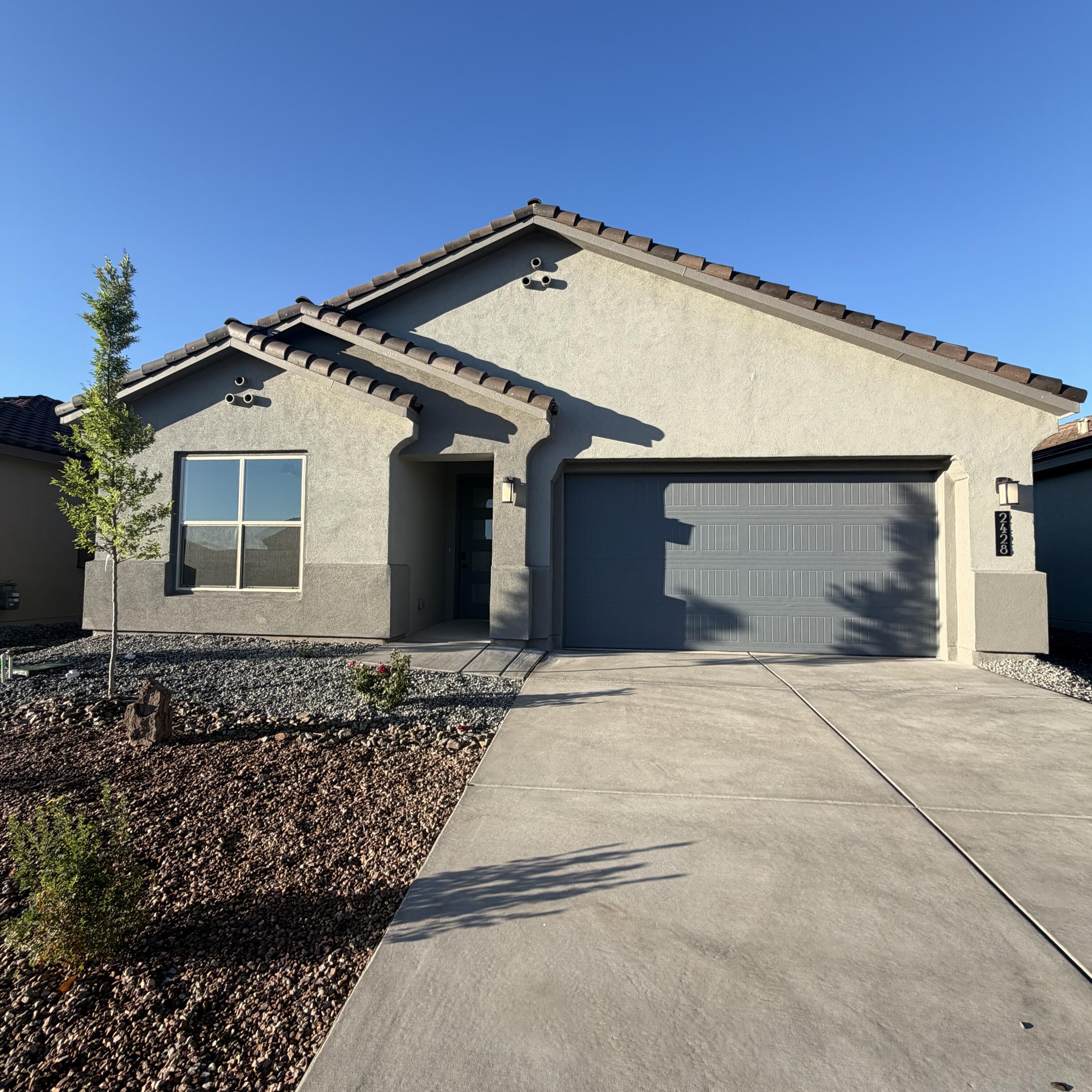 2428 Marble Avenue NE