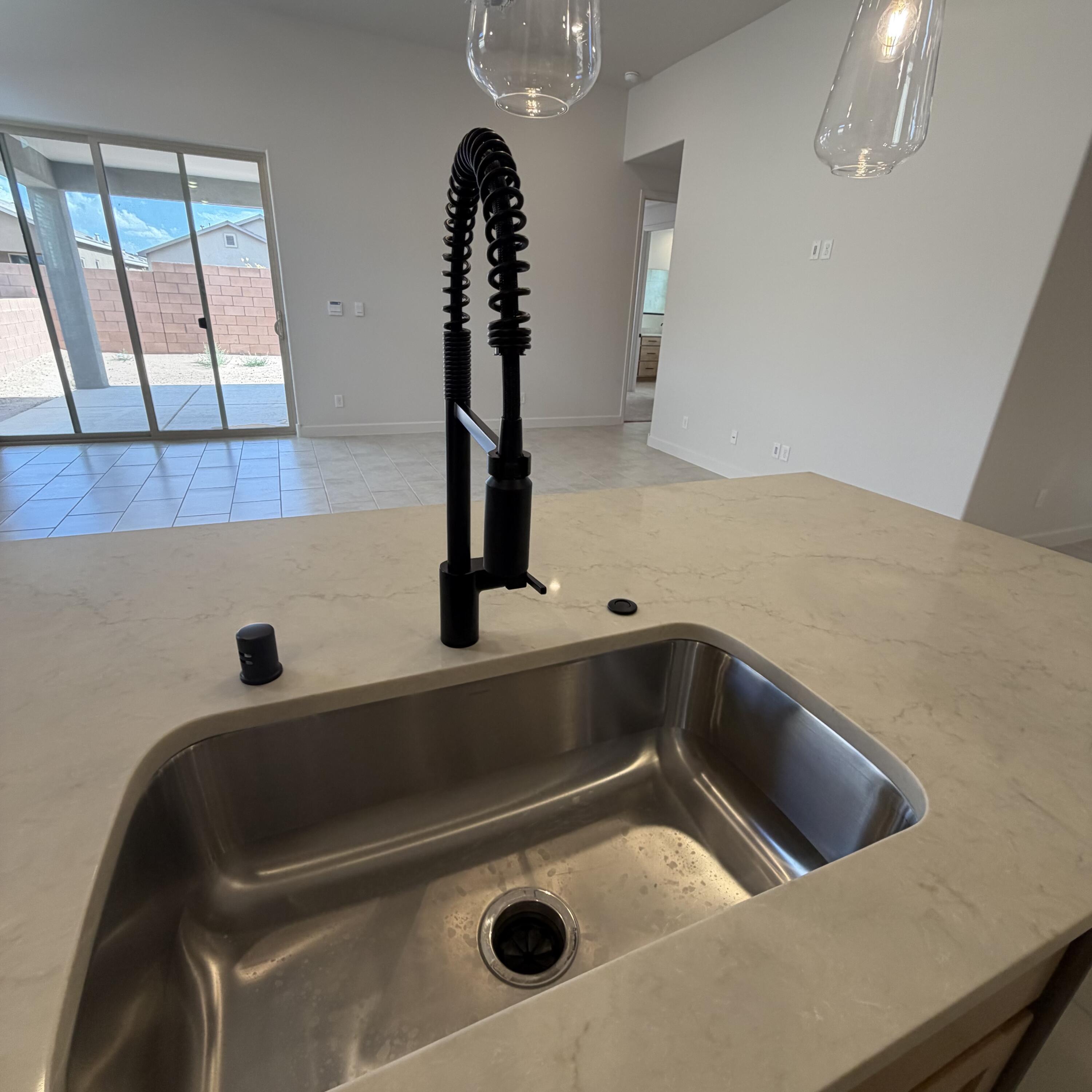 Photo 14 — 2428 Marble Avenue NE