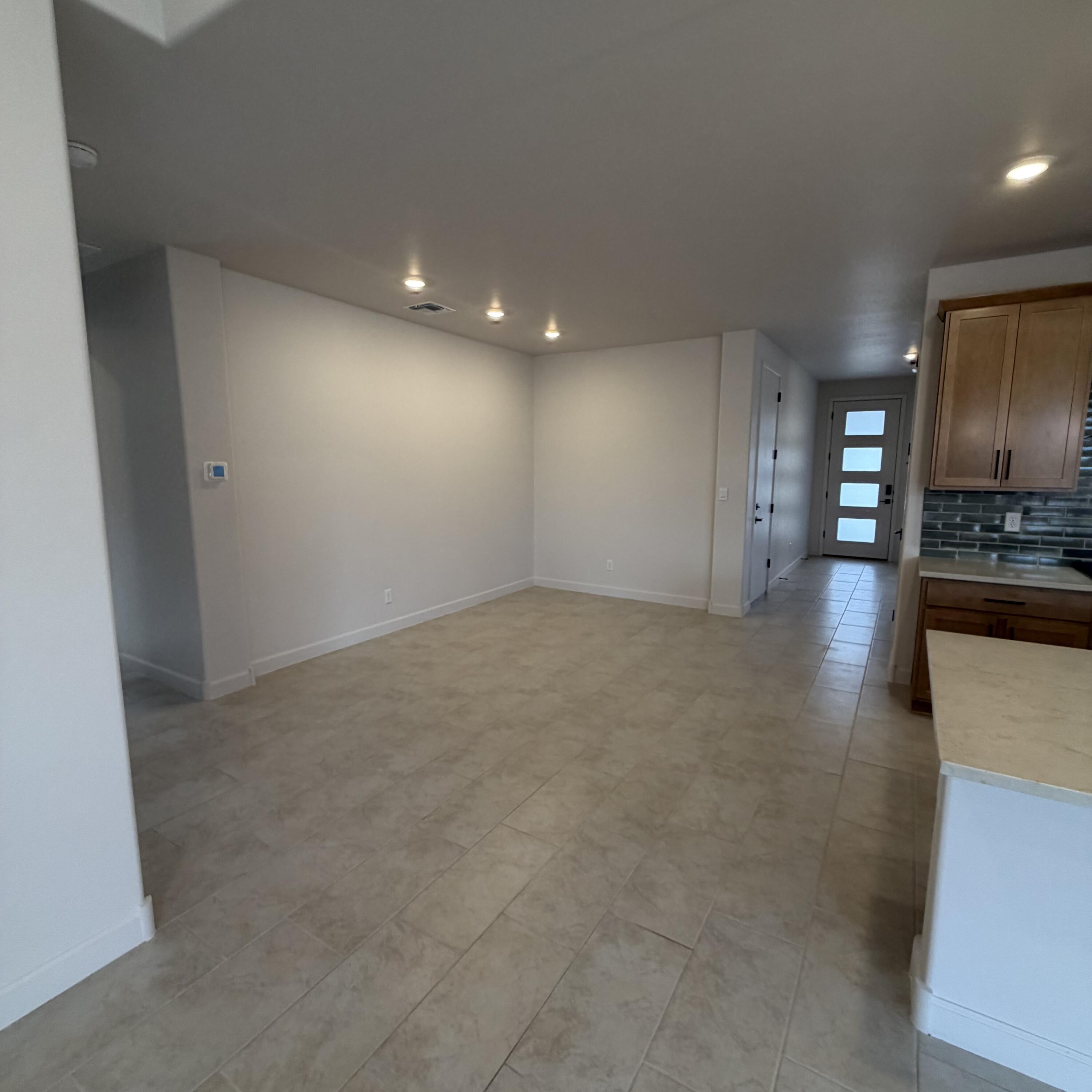 Photo 12 — 2428 Marble Avenue NE