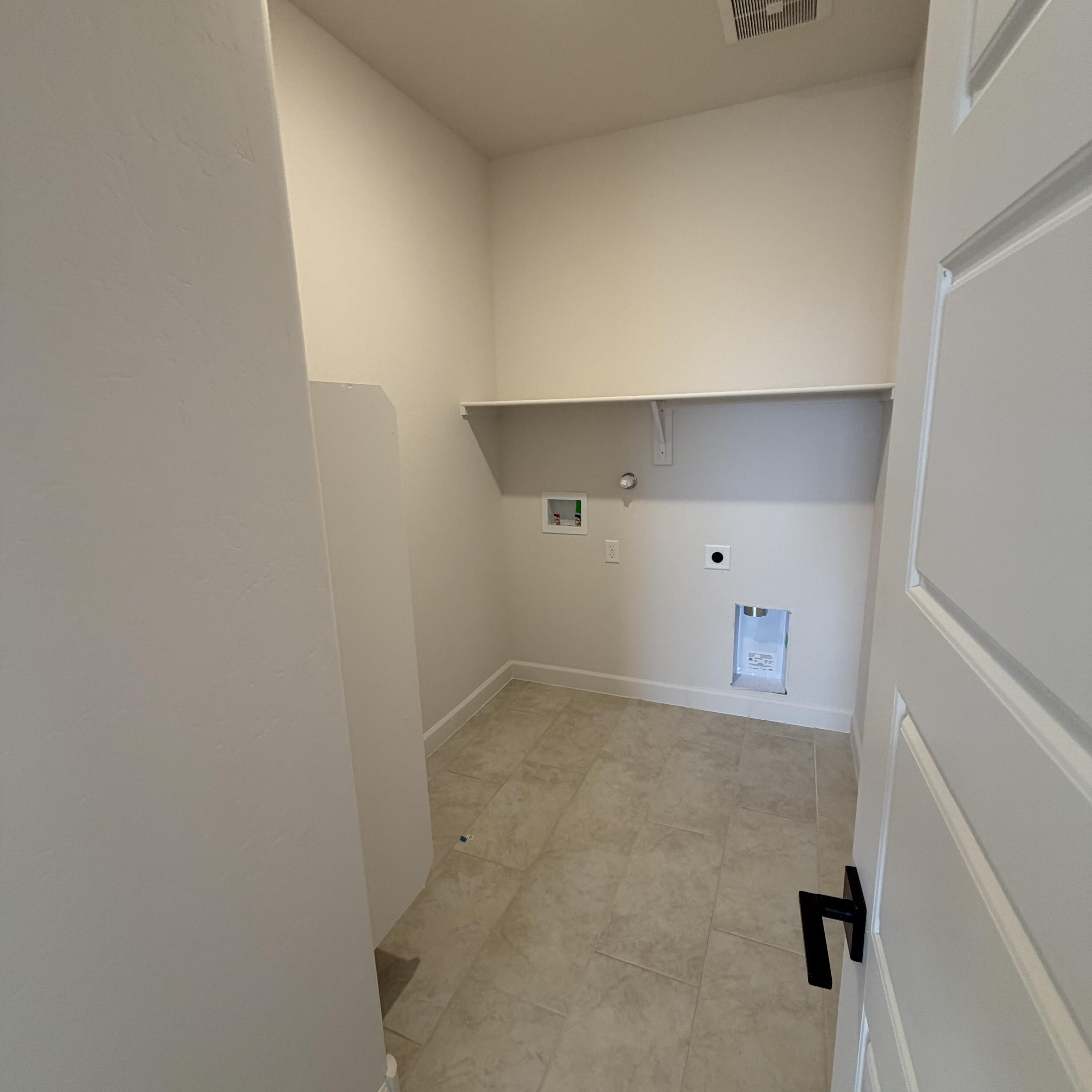 Photo 8 — 2428 Marble Avenue NE
