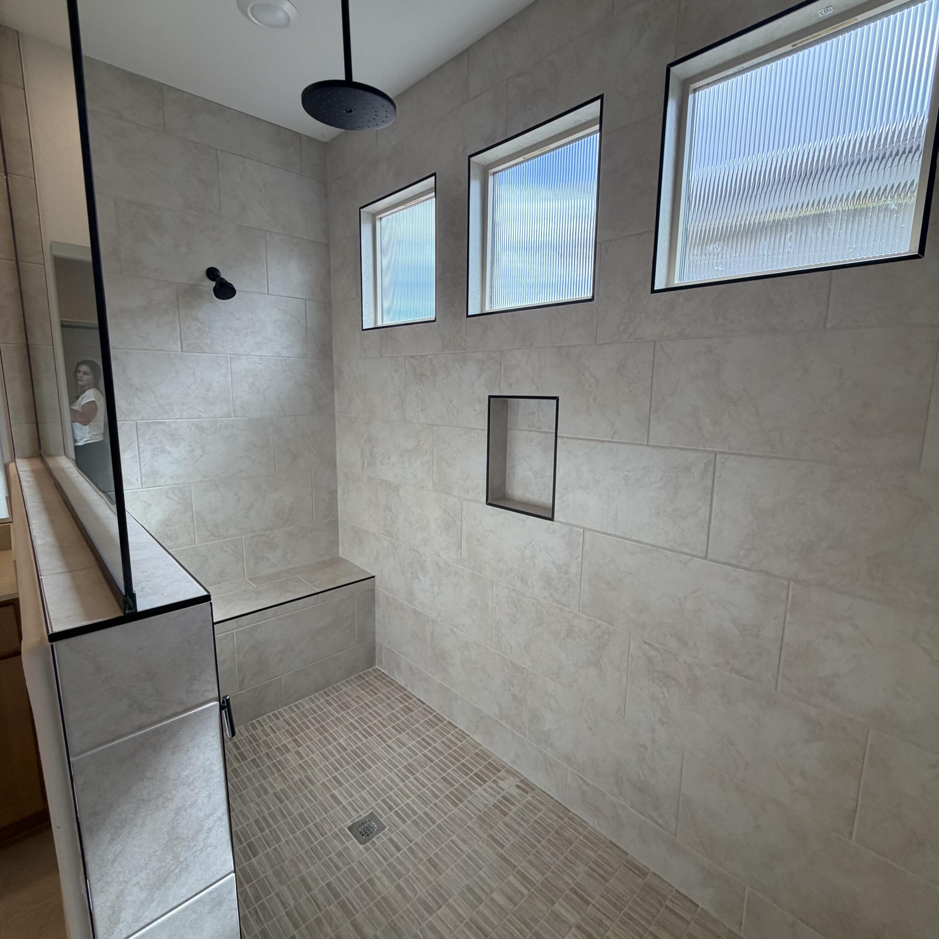 Photo 5 — 2428 Marble Avenue NE