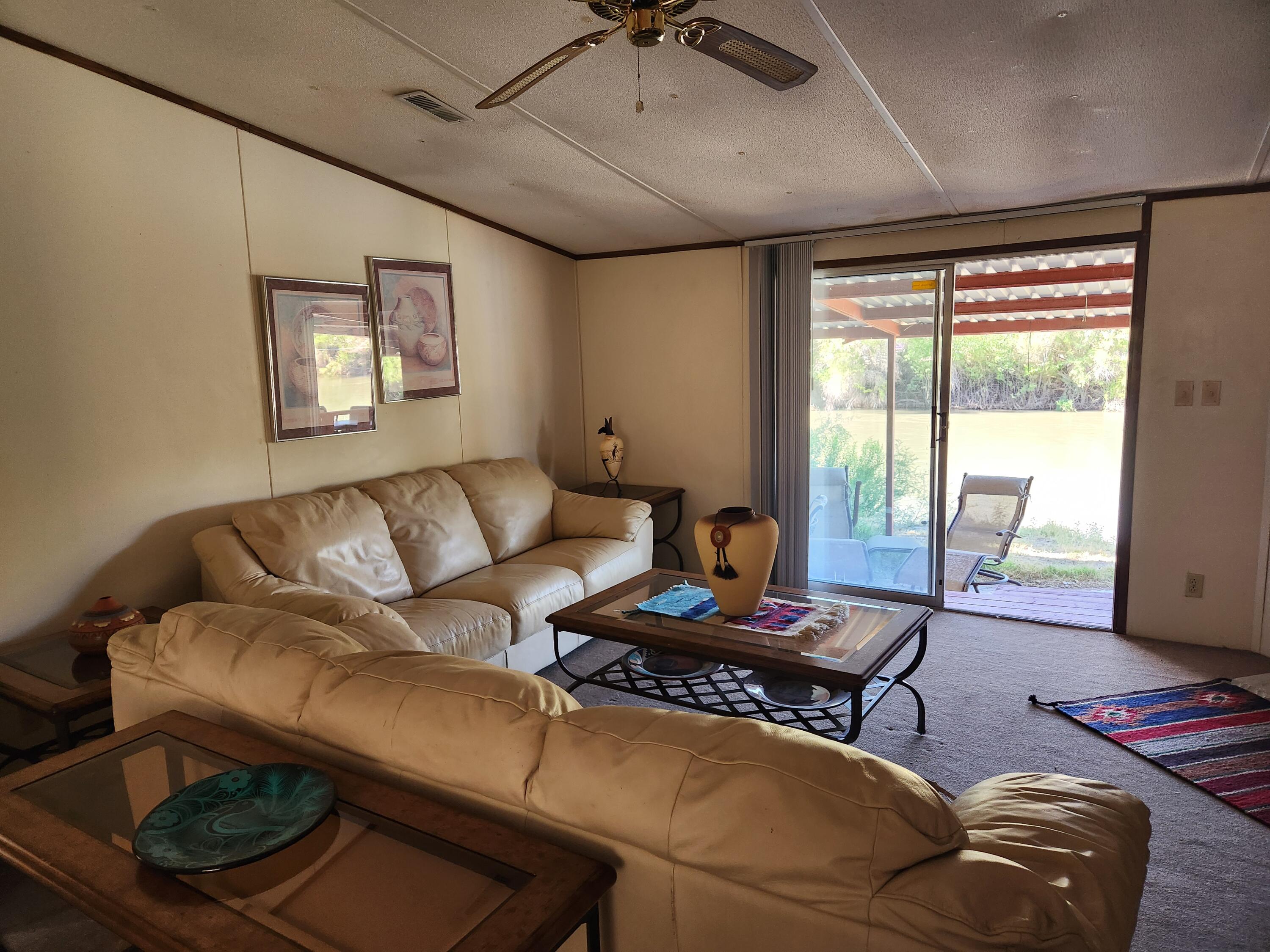 Photo 9 — 1047 E Riverside Drive