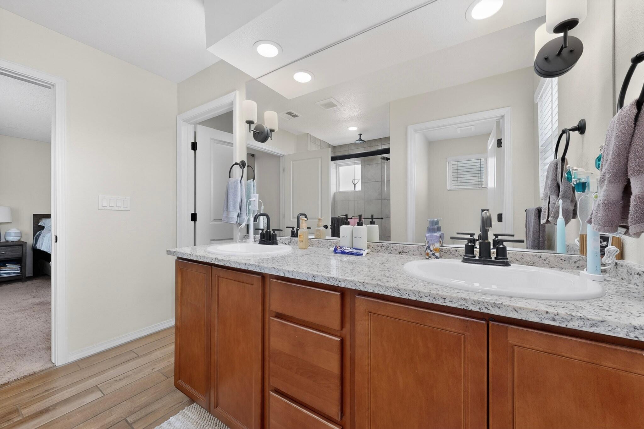 Photo 7 — 512 Wyatt Avenue SW