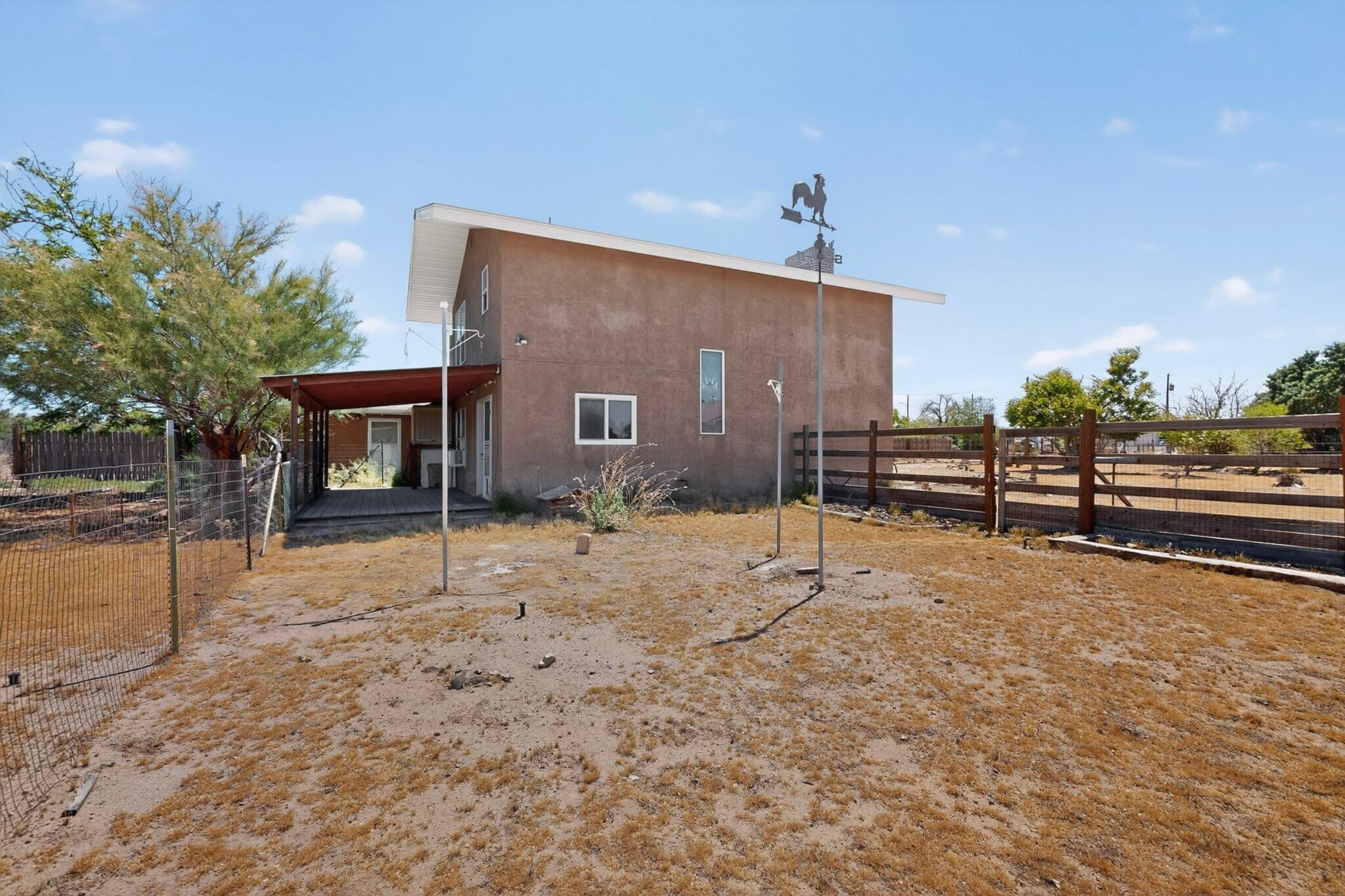 Photo 10 — 257 Sunnyslope Street SW