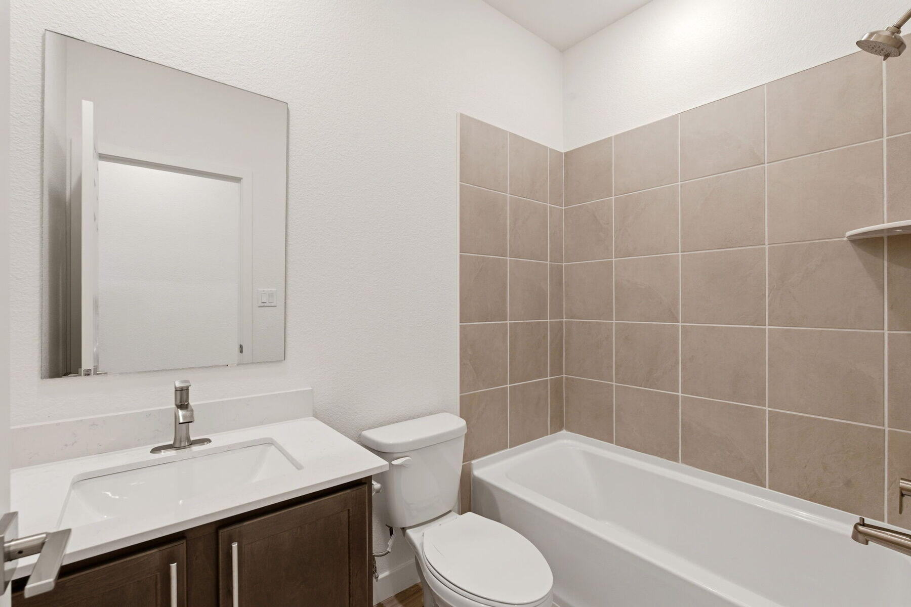 Photo 5 — 1252 Carter Drive SW