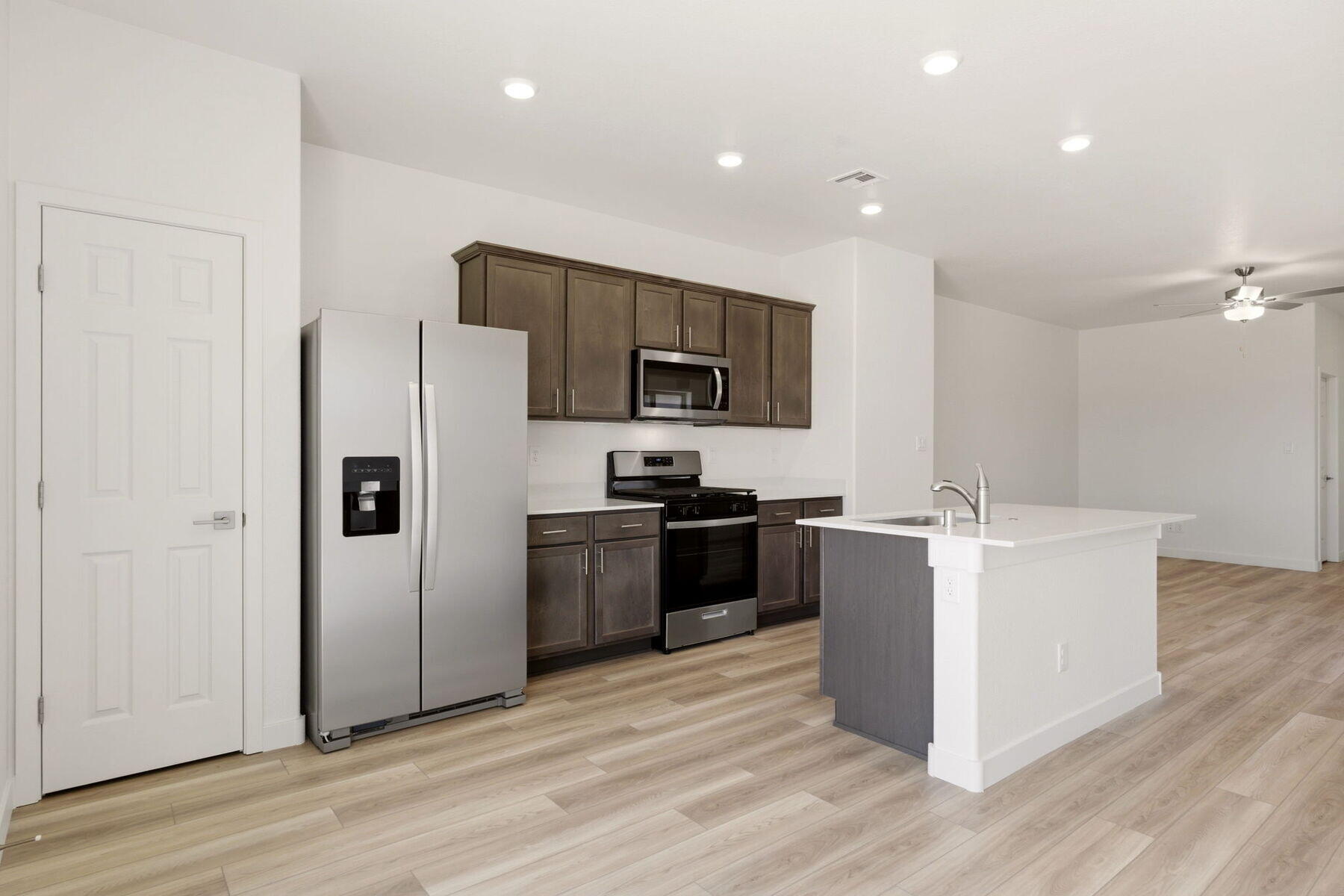 Photo 13 — 1252 Carter Drive SW