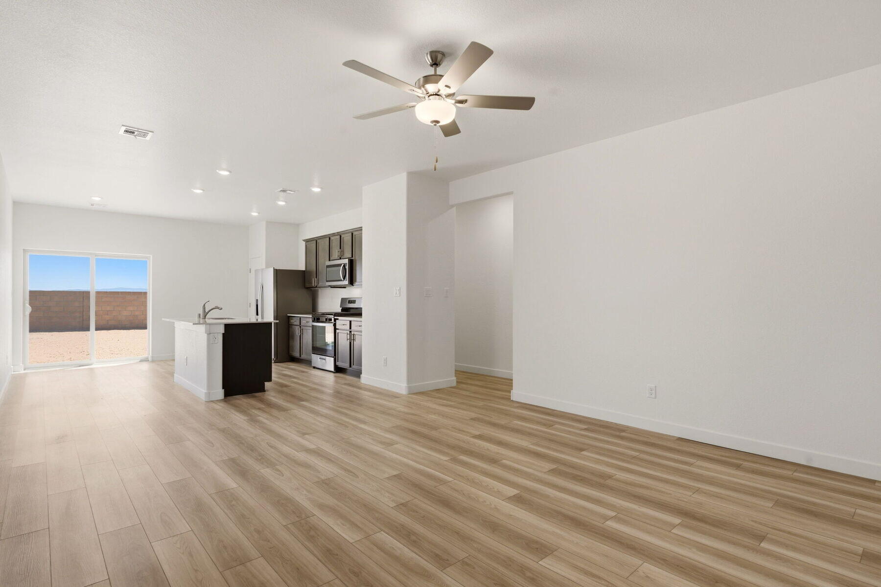 Photo 10 — 1252 Carter Drive SW