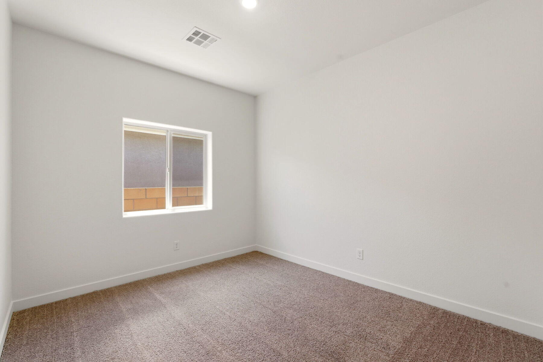 Photo 6 — 1252 Carter Drive SW