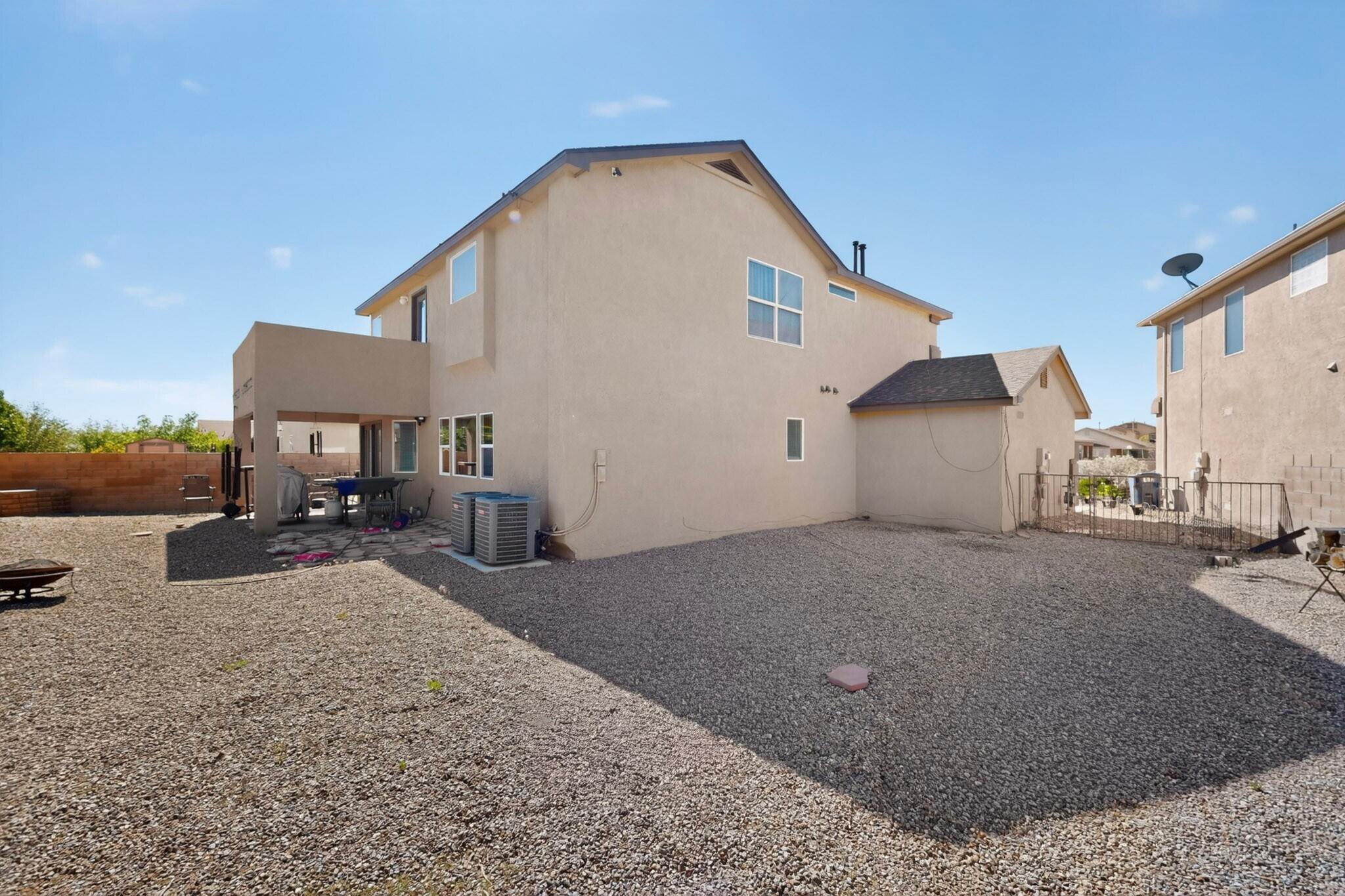Photo 9 — 551 Blue Sage Avenue SW