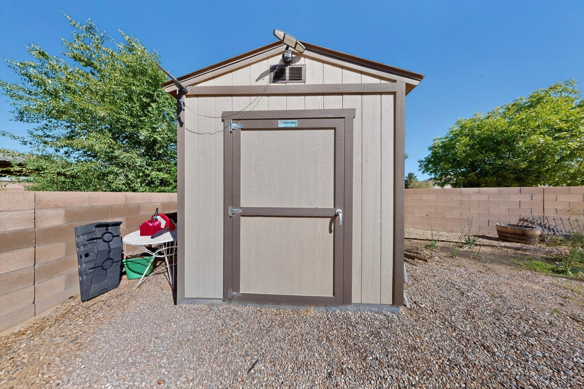 Photo 12 — 551 Blue Sage Avenue SW