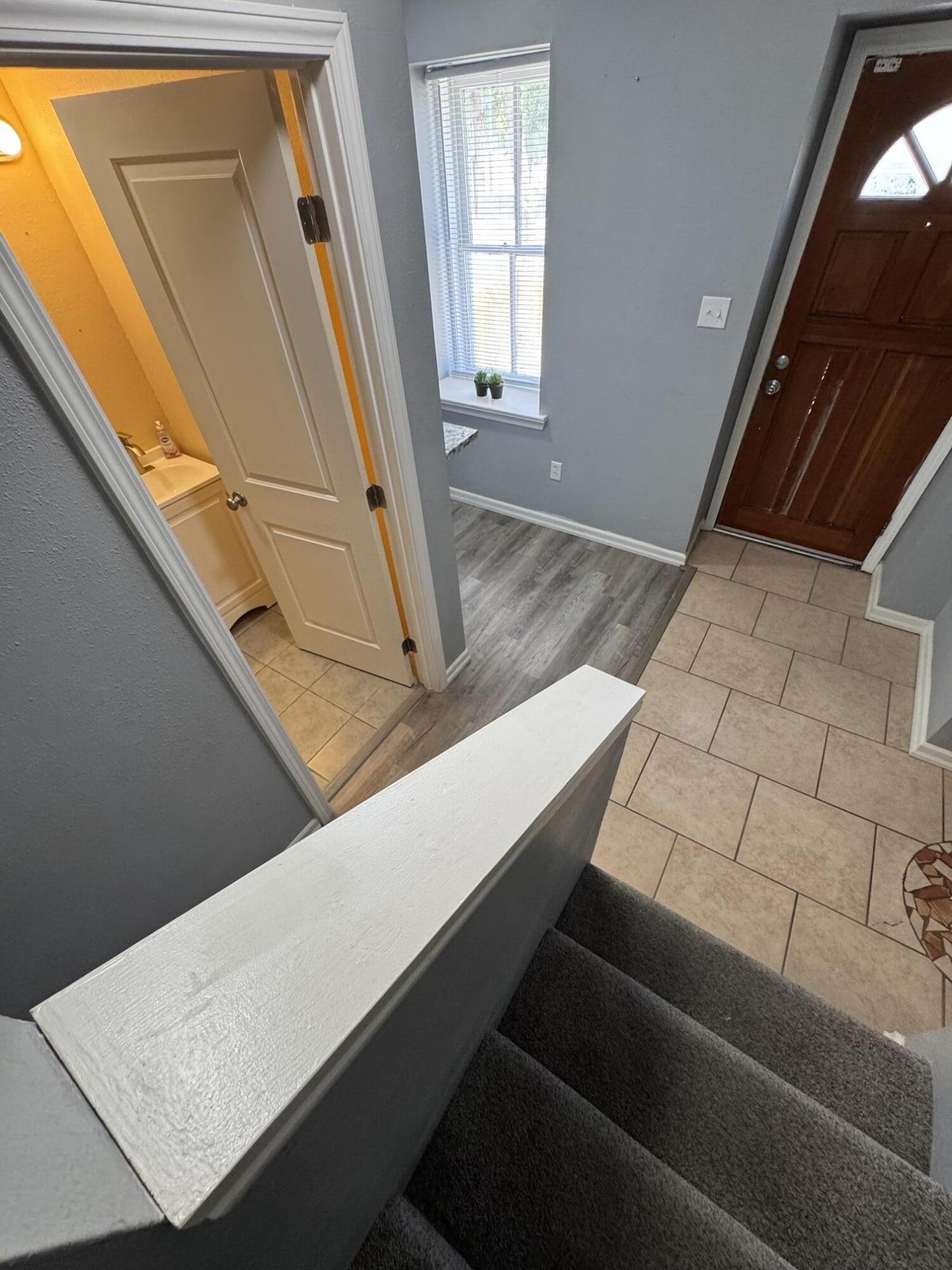 Photo 4 — 613 Keleher Avenue NW