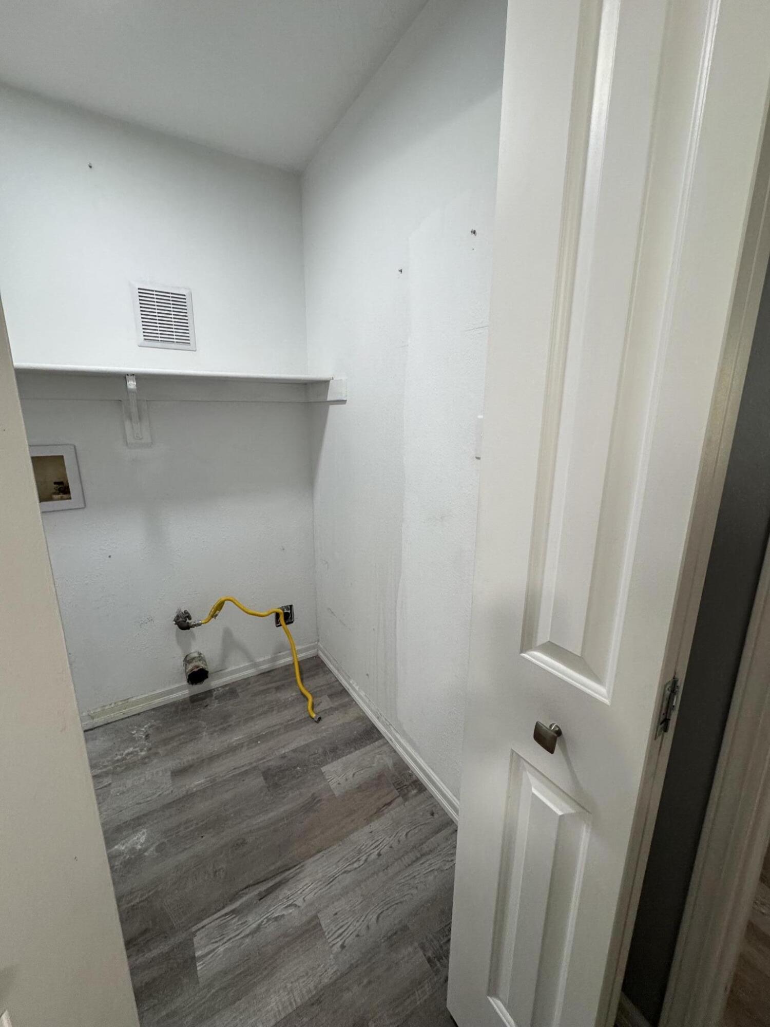 Photo 3 — 613 Keleher Avenue NW