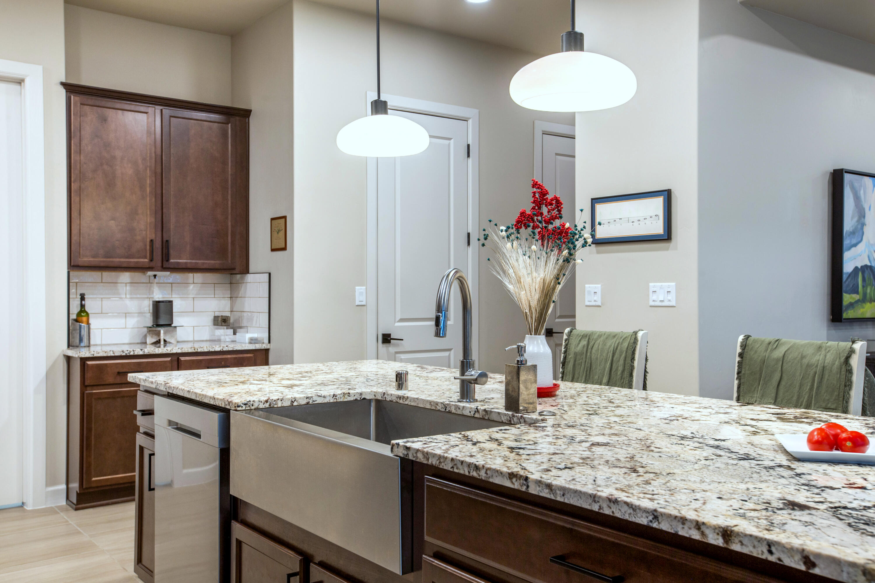 Photo 19 — 7742 Majesty Court NW